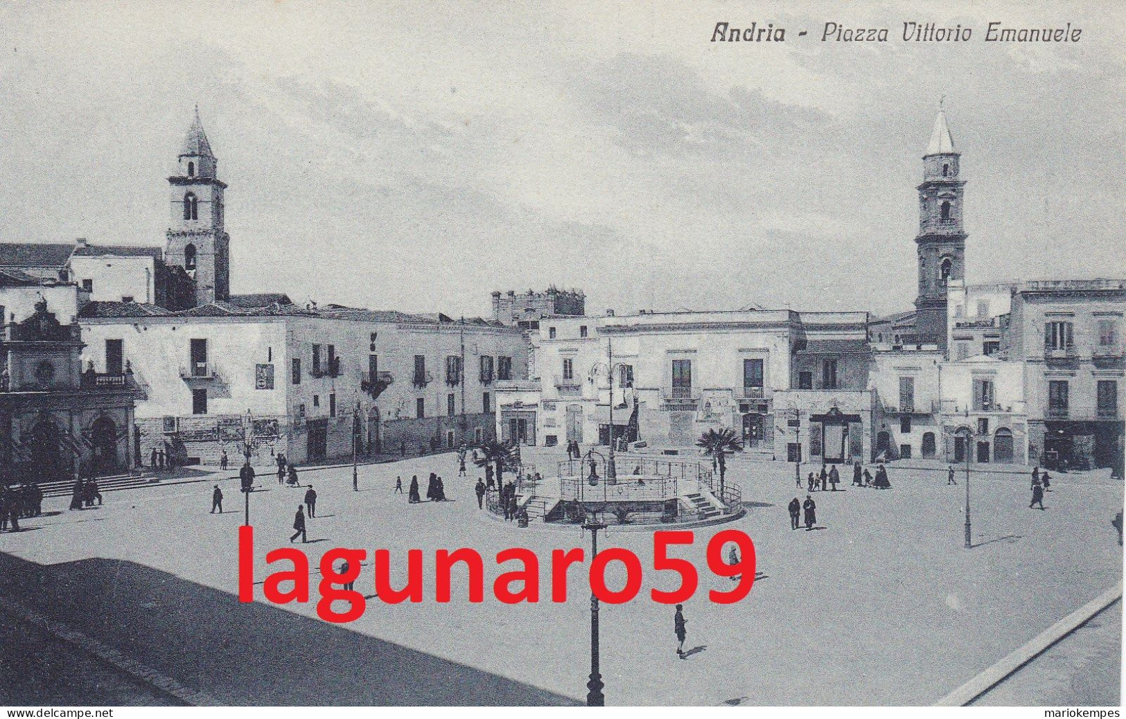 ANDRIA  (  Bari  )  -  Piazza Vittorio Emanuele......formato Piccolo........non Viaggiata - Andria