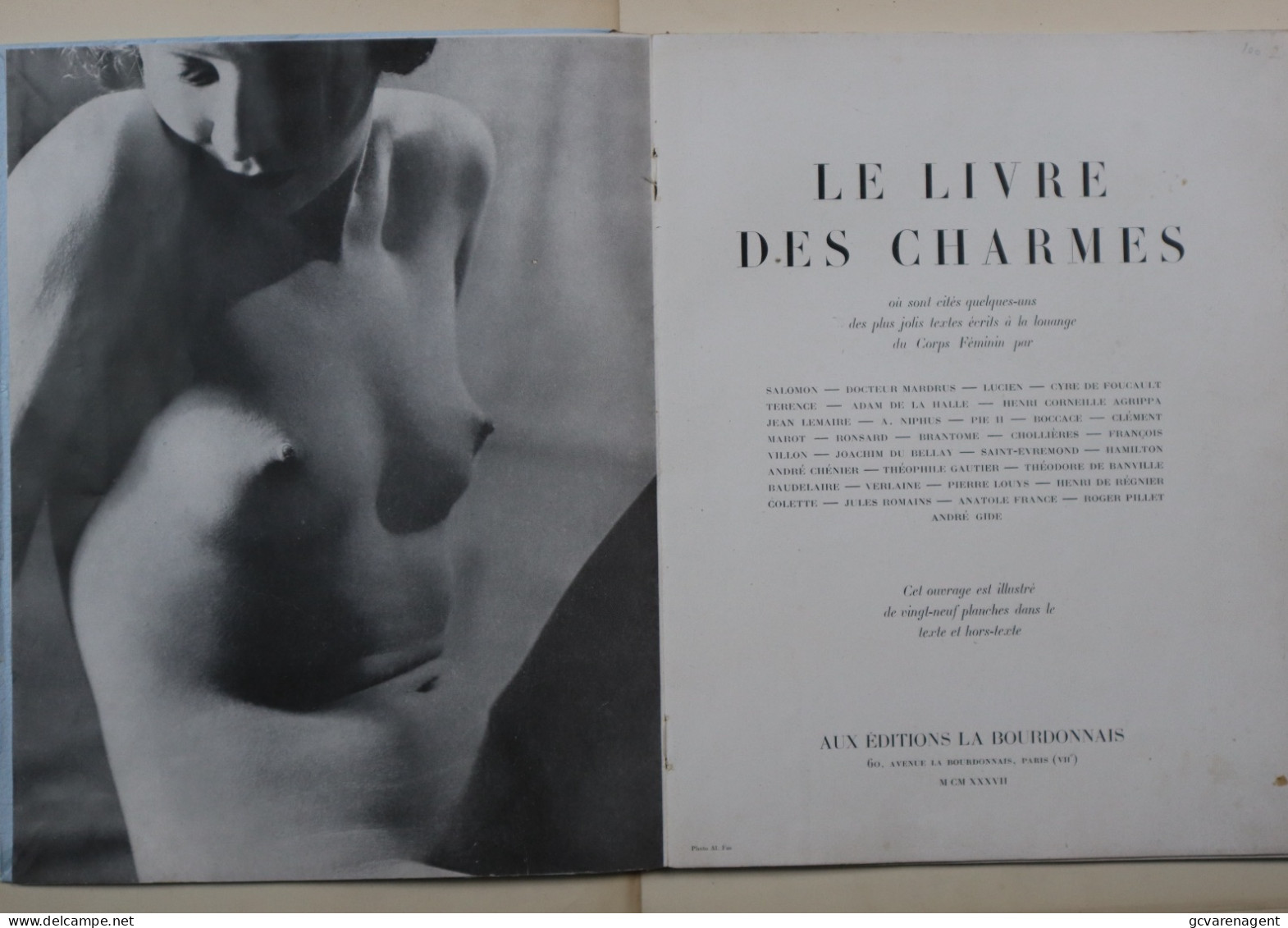 NUDE - LE LIVRE DES CHARMES  1937  VOIR DESCRIPTION ET SCANS - Photographs