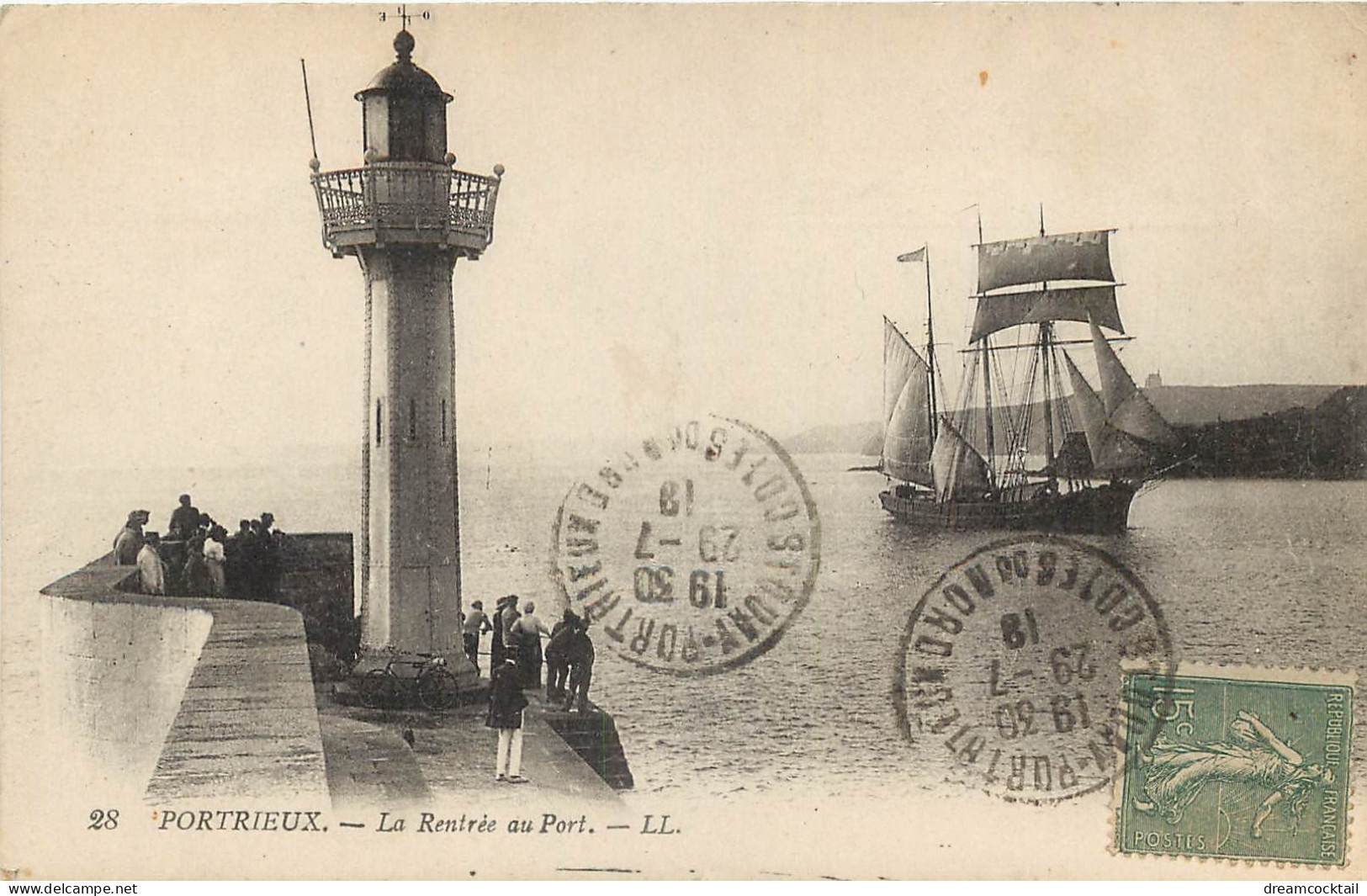 (SERGE) 22 PORTRIEUX. La Rentrée Au Port D'un Sardinier Et Le Phare 1919 - Pontrieux