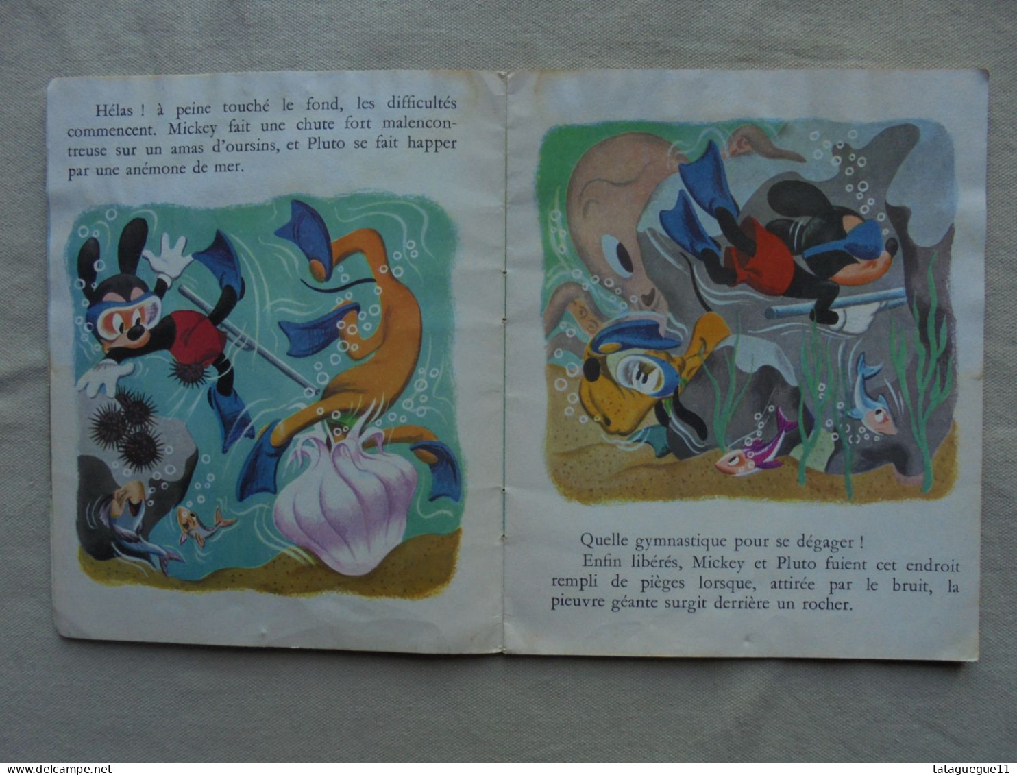 Ancien - Un Petit Livre D'Argent Mickey Et Pluto Chasseurs Sous-marins 1963 - Disney