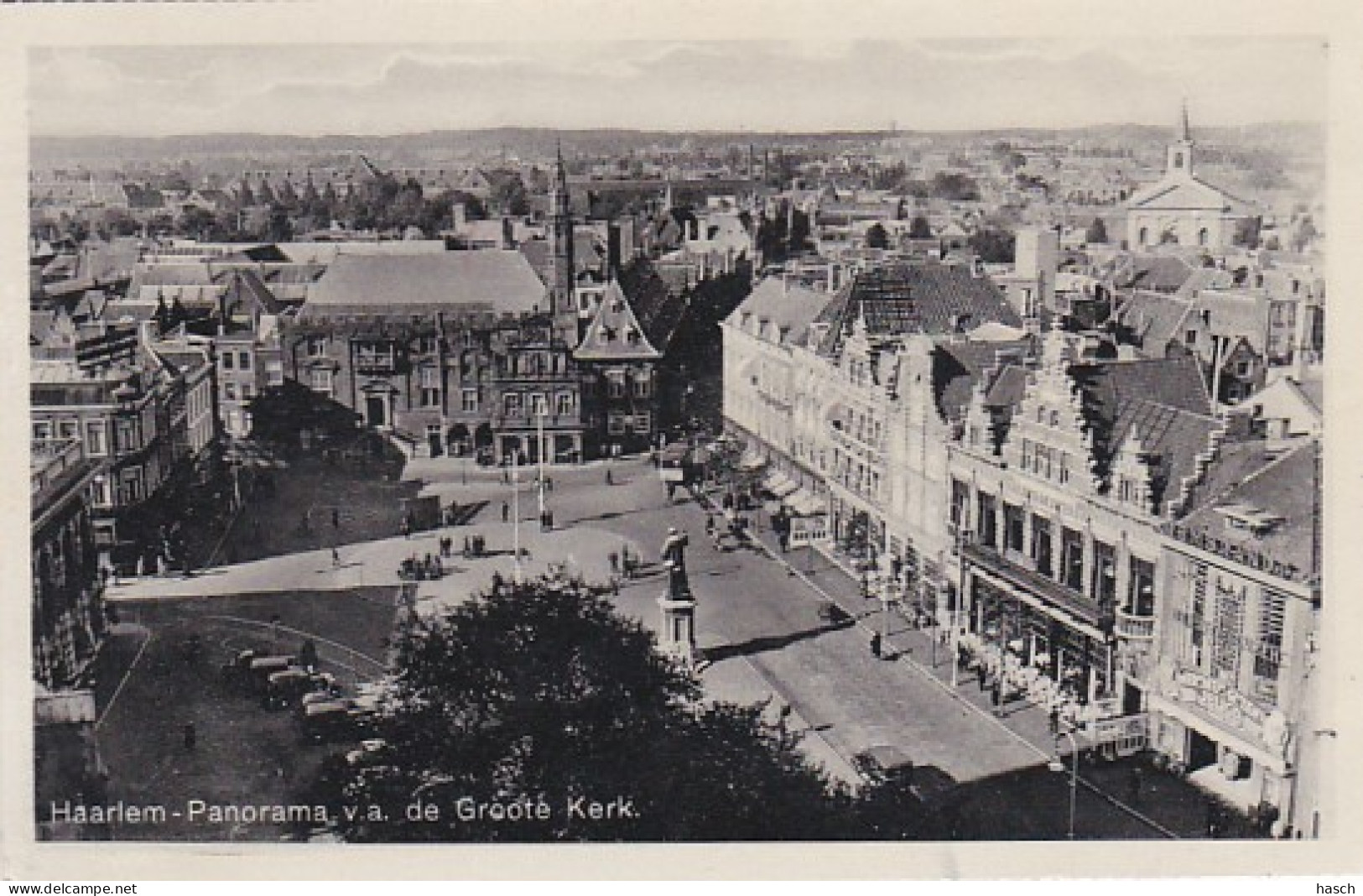 1889	104	Haarlem, Panorama V.a. De Groote Kerk - Haarlem