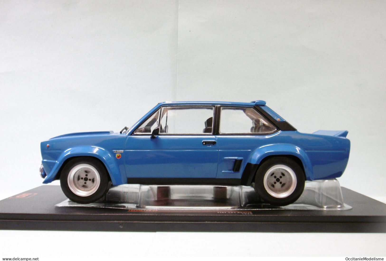 Ixo - FIAT 131 ABARTH 1980 Bleu Réf. 18RMC129 Neuf NBO 1/18 - Ixo