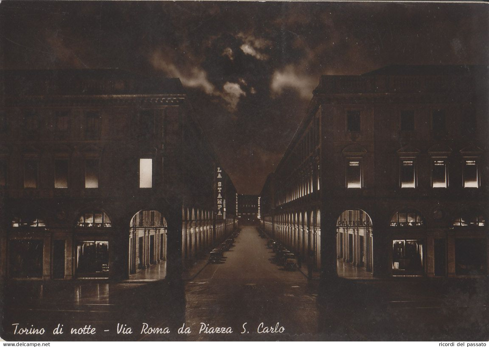 Cartolina Torino Di Notte - Via Roma Da Piazza S.carlo - Lugares Y Plazas