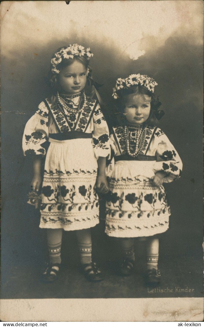 Postcard Lettland Latvia Kinder LATVIA TYPEN 1917   Gel. Feldpost Bauzug - Lettland