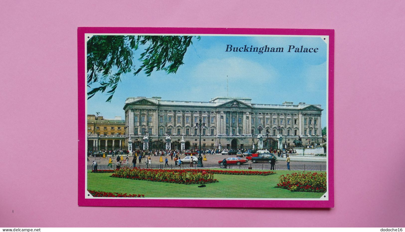 LONDON - BUCKINGHAM PALACE - Buckingham Palace