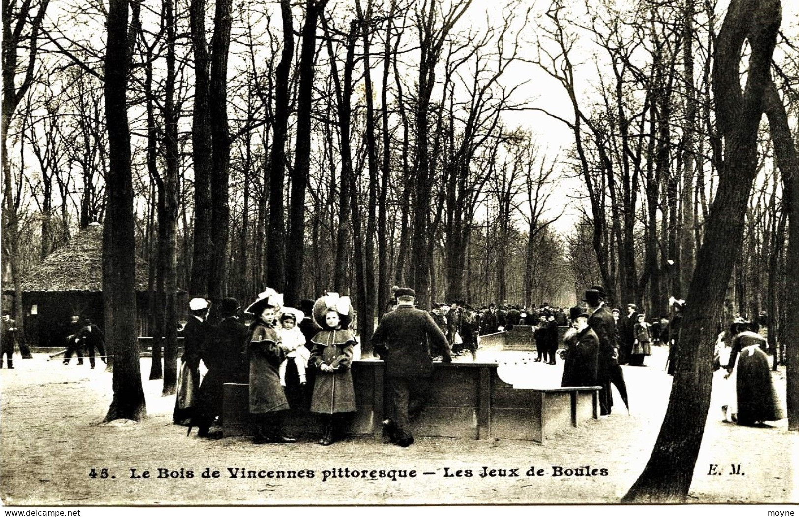 3939 -- LE BOIS DE VINCENNES  - LES JOUEURS  DE BOULES........... Petanque ??? - Bowls