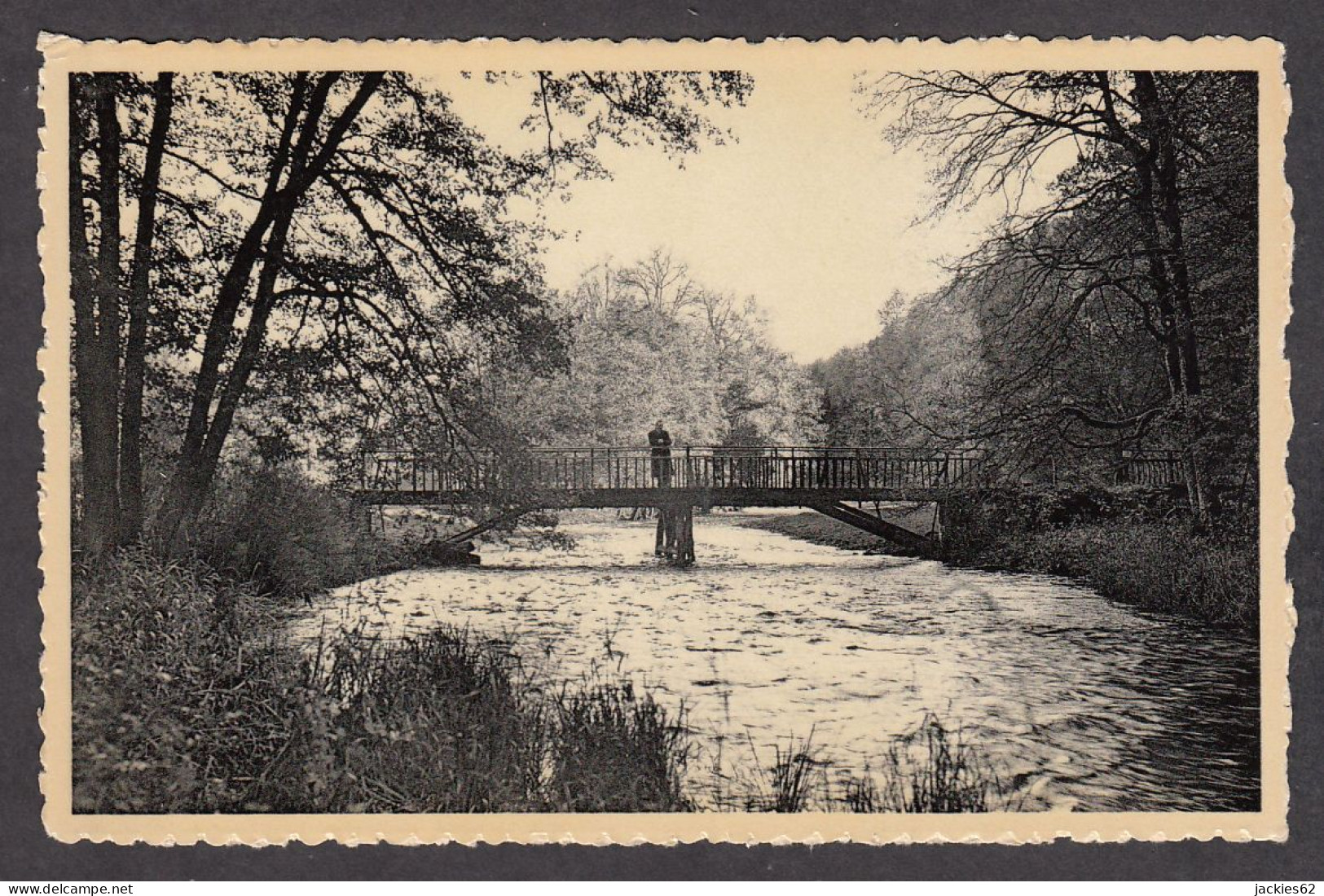 082030/ AMBERLOUP, Maison De Cure De Sainte-Ode, Un Coin Du Domaine - Sainte-Ode