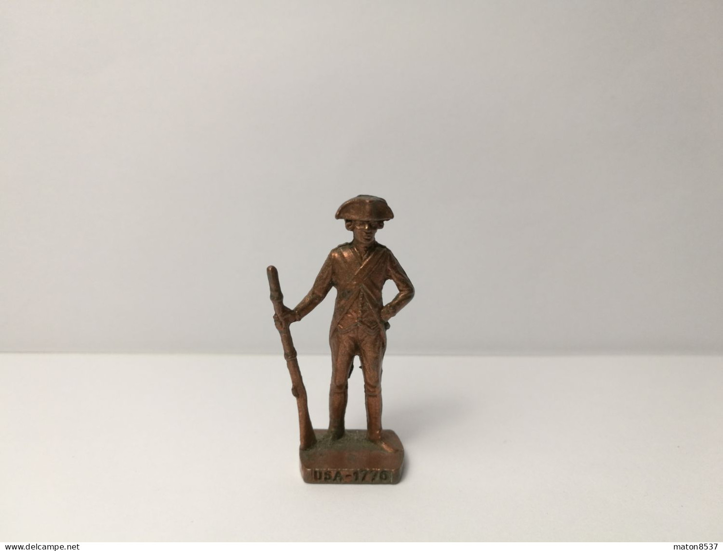 Kinder :  USA 1780 1978-79 - Offizier - Kupfer - USA 1776 - 40mm - Figurine In Metallo