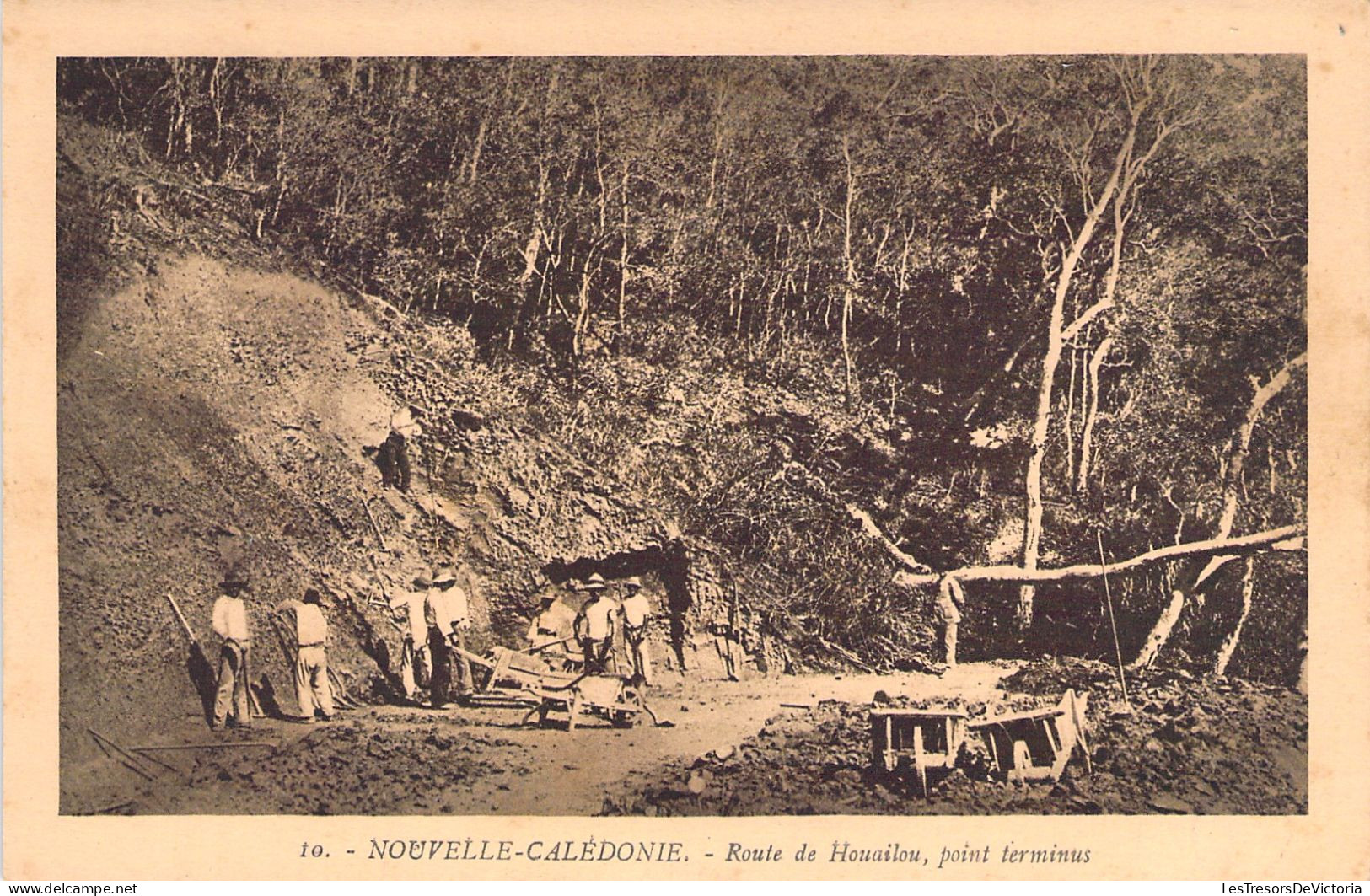 Nouvelle Calédonie  - Route De Houailou - Point Terminus  -  Mine - Exploitation Miniere - Carte Postale Ancienne - Nouvelle-Calédonie