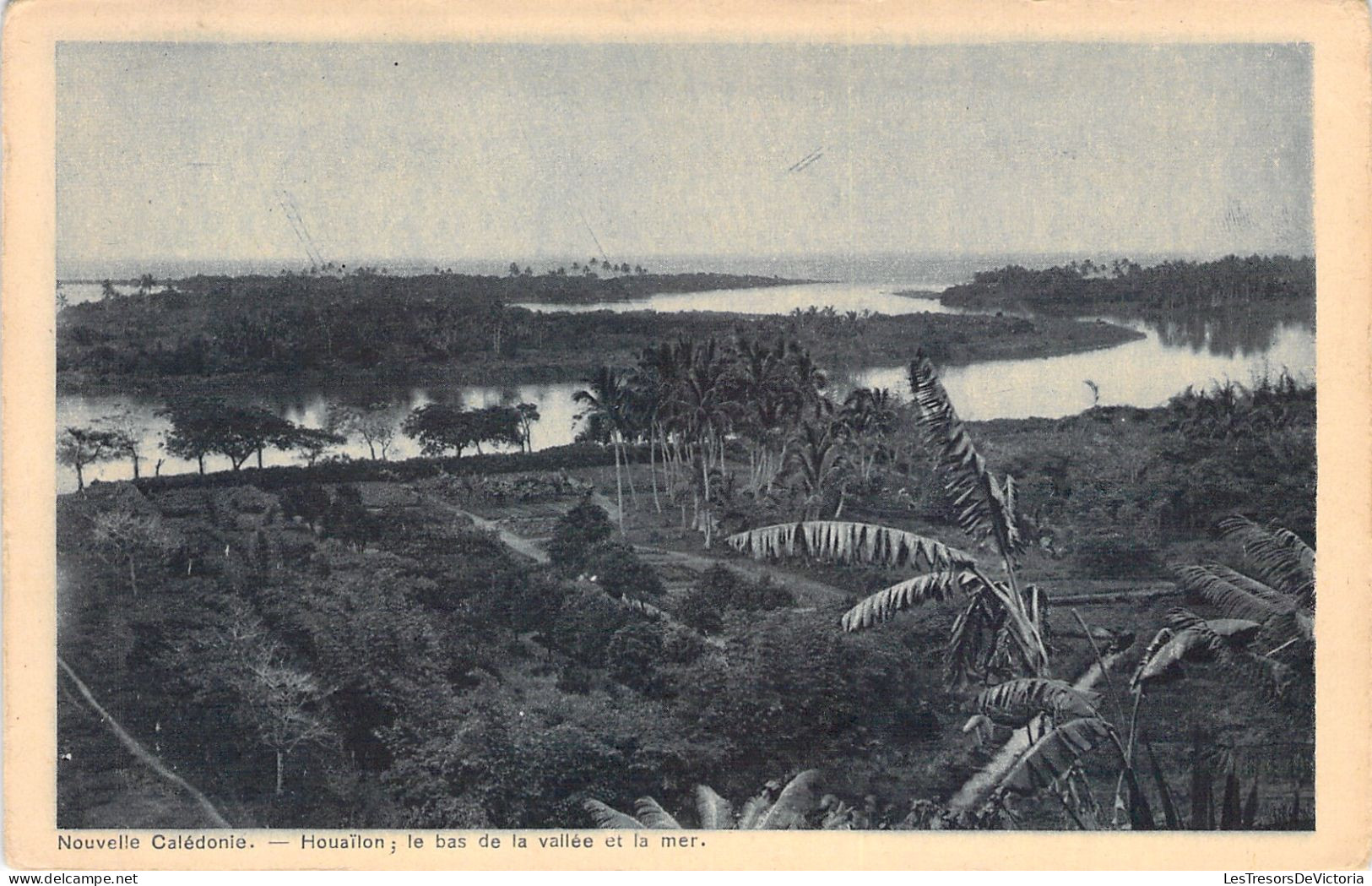 Nouvelle Calédonie  - Route De Houailon * Houailou - Le Bas De La Vallée Et La Mer  -  Carte Postale Ancienne - Nieuw-Caledonië