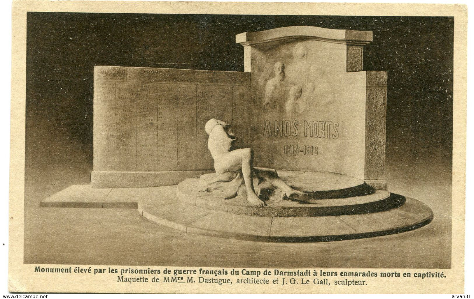 MONUMENT ELEVE Par Les PRISONNIERS FRANCAIS Du CAMP De DARMSTADT à LEURS CAMARADES MORTS En CAPTIVITE - - War Memorials