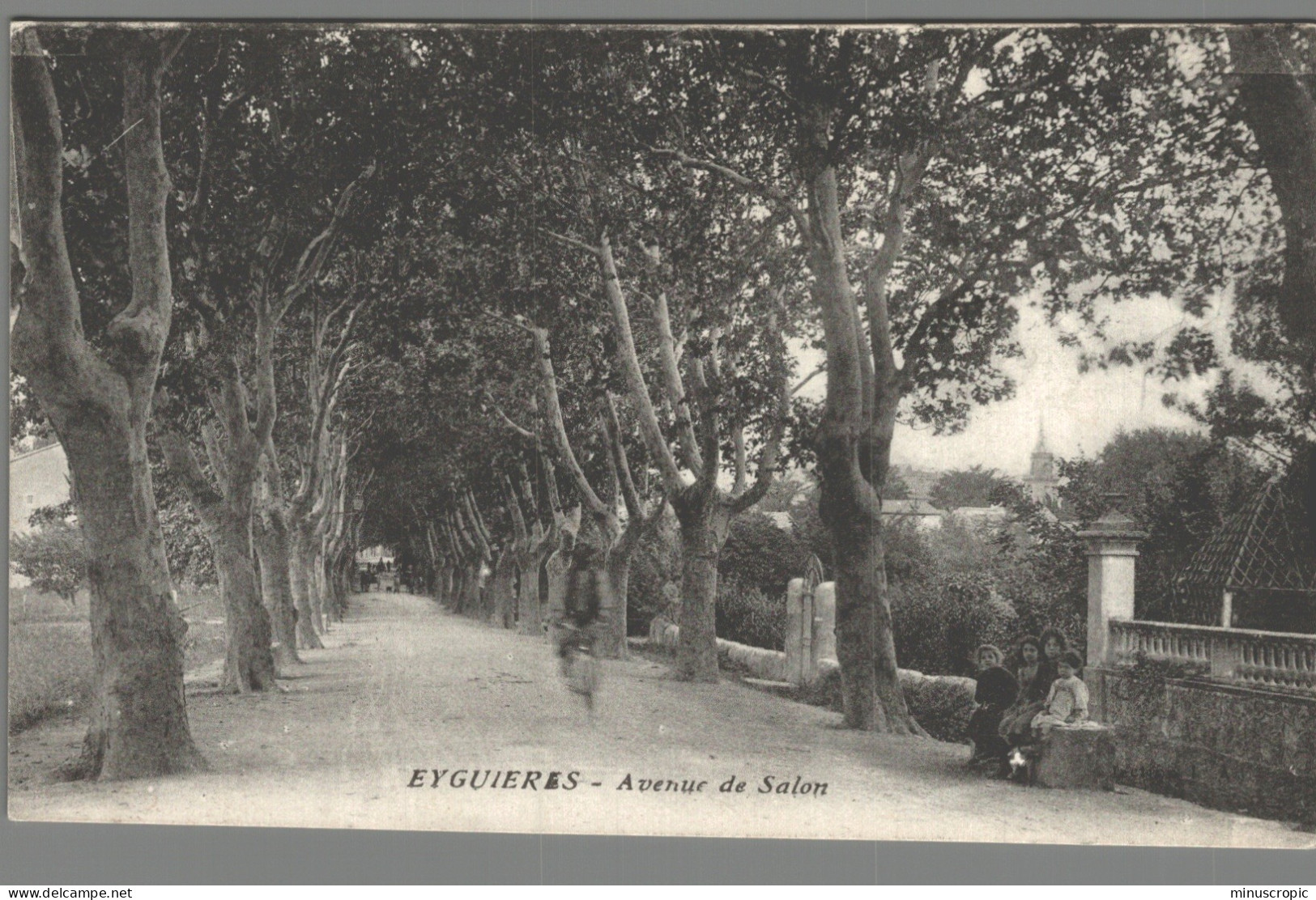 CPA 13 - Eyguières - Avenue De Salon - Eyguieres