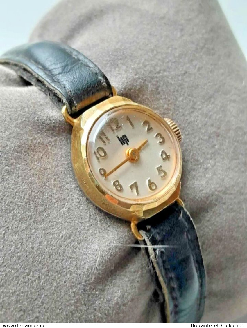 Petite Petite Montre Ancienne - Vintage - Femme - Plaqué OR - Lip - Montres Anciennes