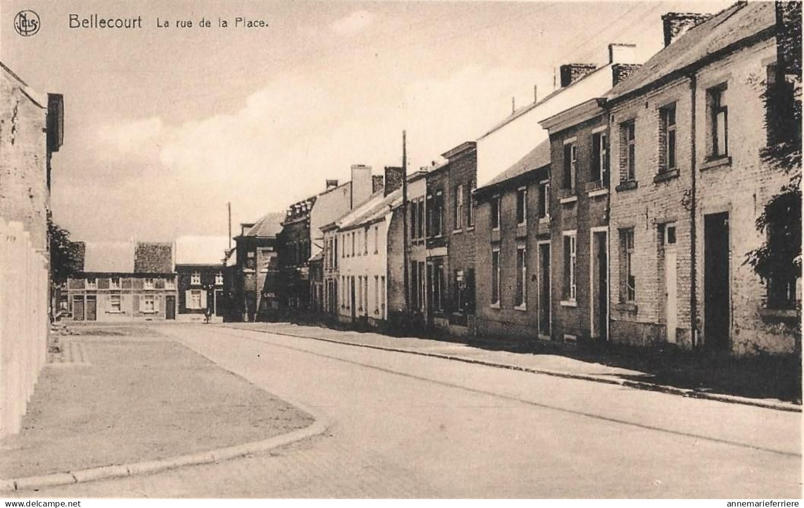 Bellecourt - La Rue De La Place - Manage