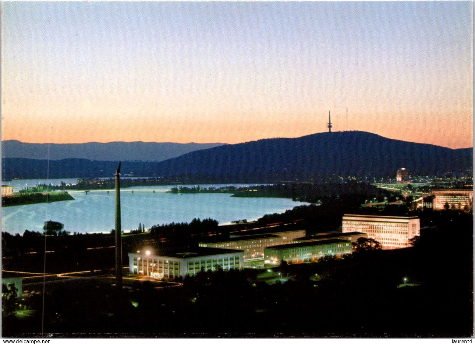 22-2-2024 (1 W 1) Australia - ACT - Canberra - Lake Burley Griffin At Dusk - Canberra (ACT)