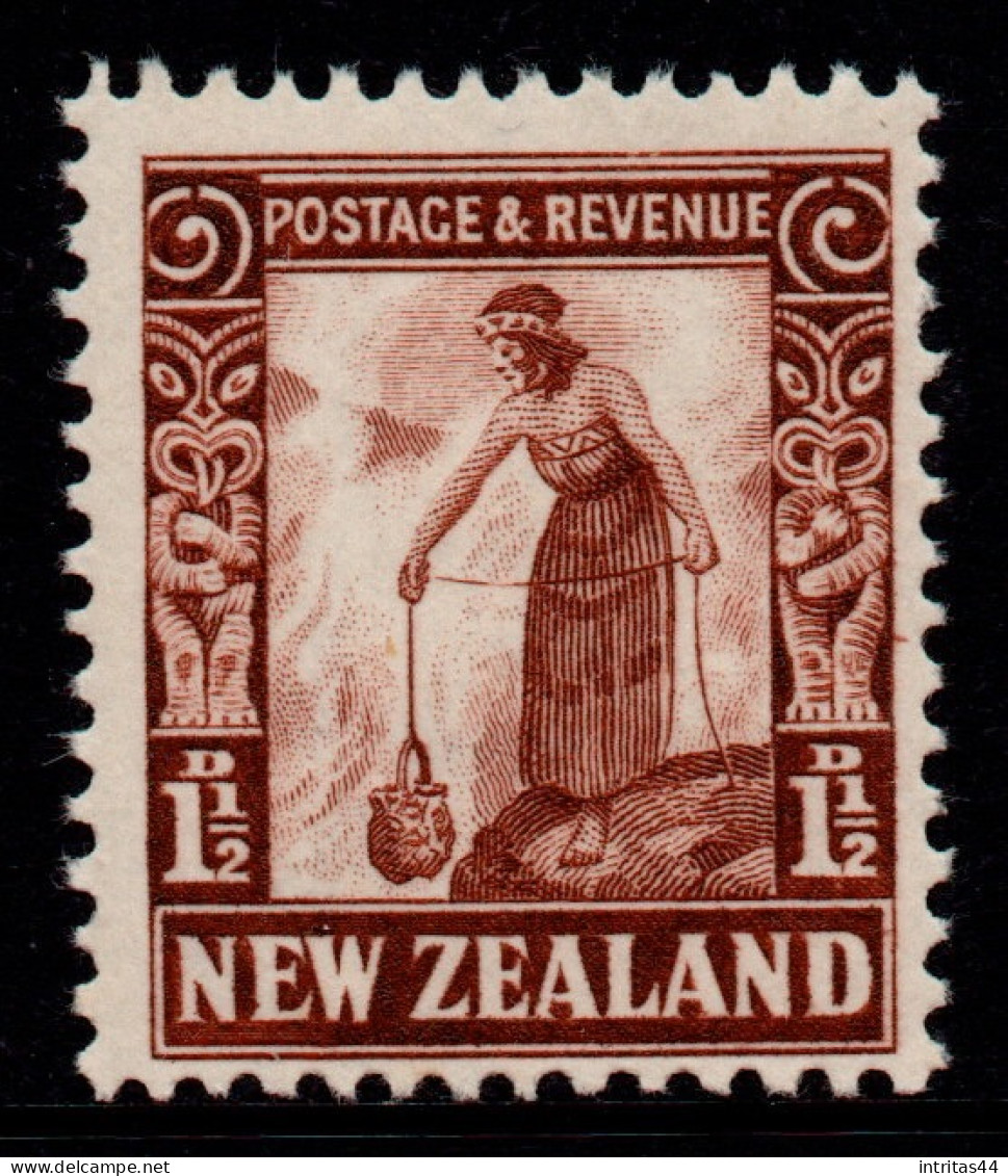 NEW ZEALAND 1935 PICTORIALS  " 1.1/2d MAORI " STAMP MNH. - Used Stamps