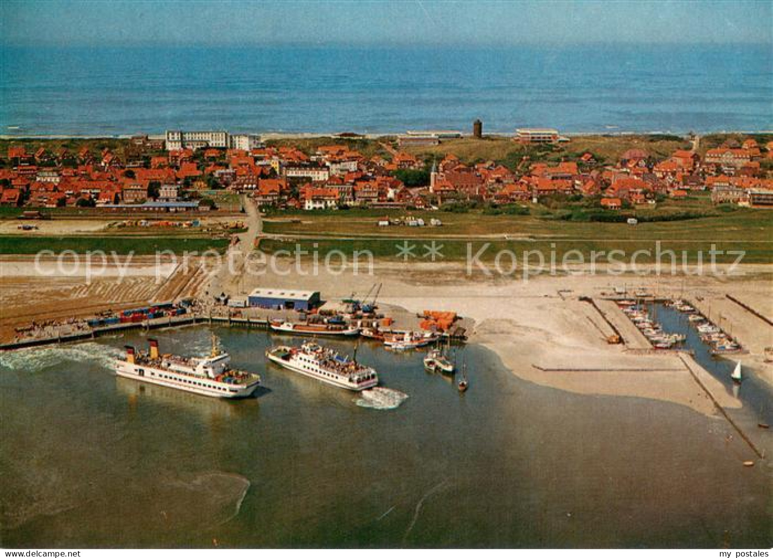 73716016 Juist Nordseebad Hafen Mit Faehren Frisia II Und Frisia VI Fliegeraufna - Juist