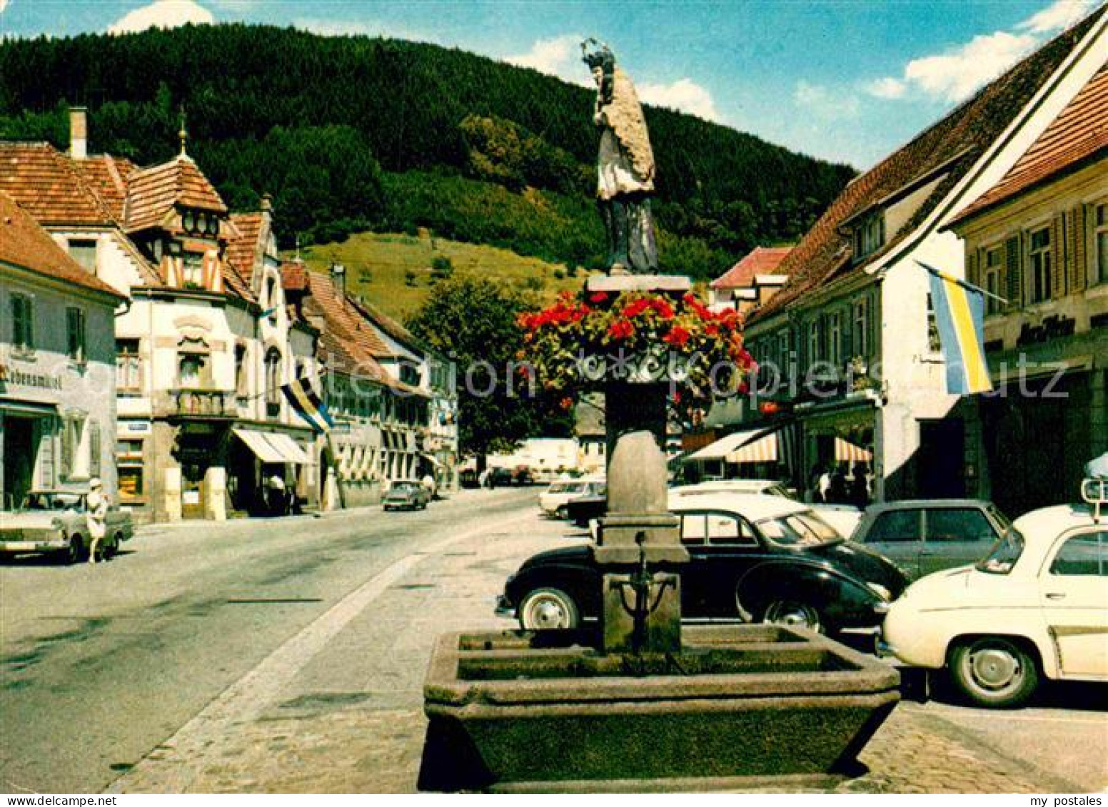 72863747 Wolfach Brunnen Am Marktplatz Wolfach Schwarzwald - Wolfach