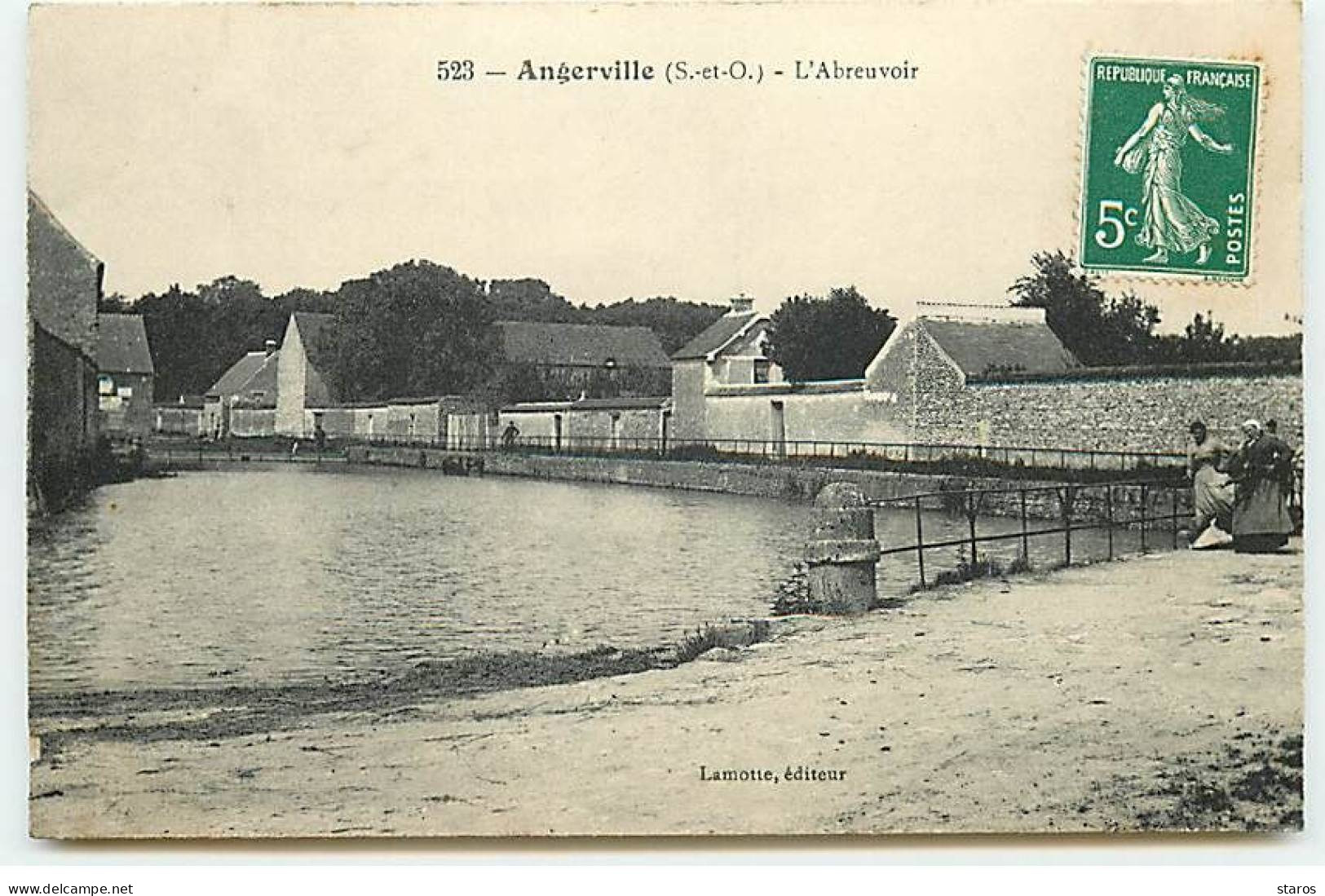 ANGERVILLE - L'Abreuvoir - Angerville