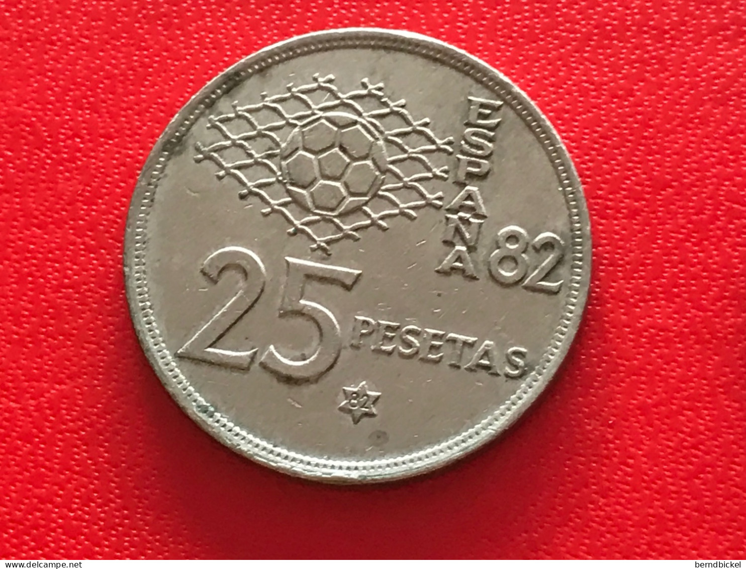 Münze Münzen Umlaufmünze Spanien 25 Pesetas 1980 Im Stern 82 - 25 Peseta