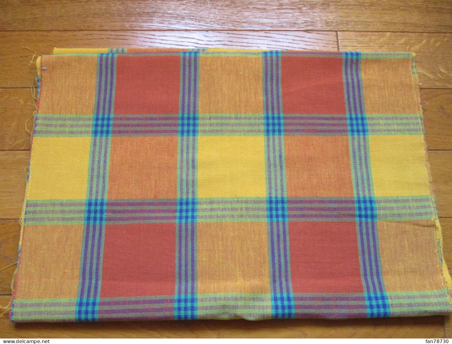 Coupon Coton En Toile épaisse, Genre Tartan Ou Madras,  150X50 Cm - Frais Du Site Déduits - Dentelles Et Tissus