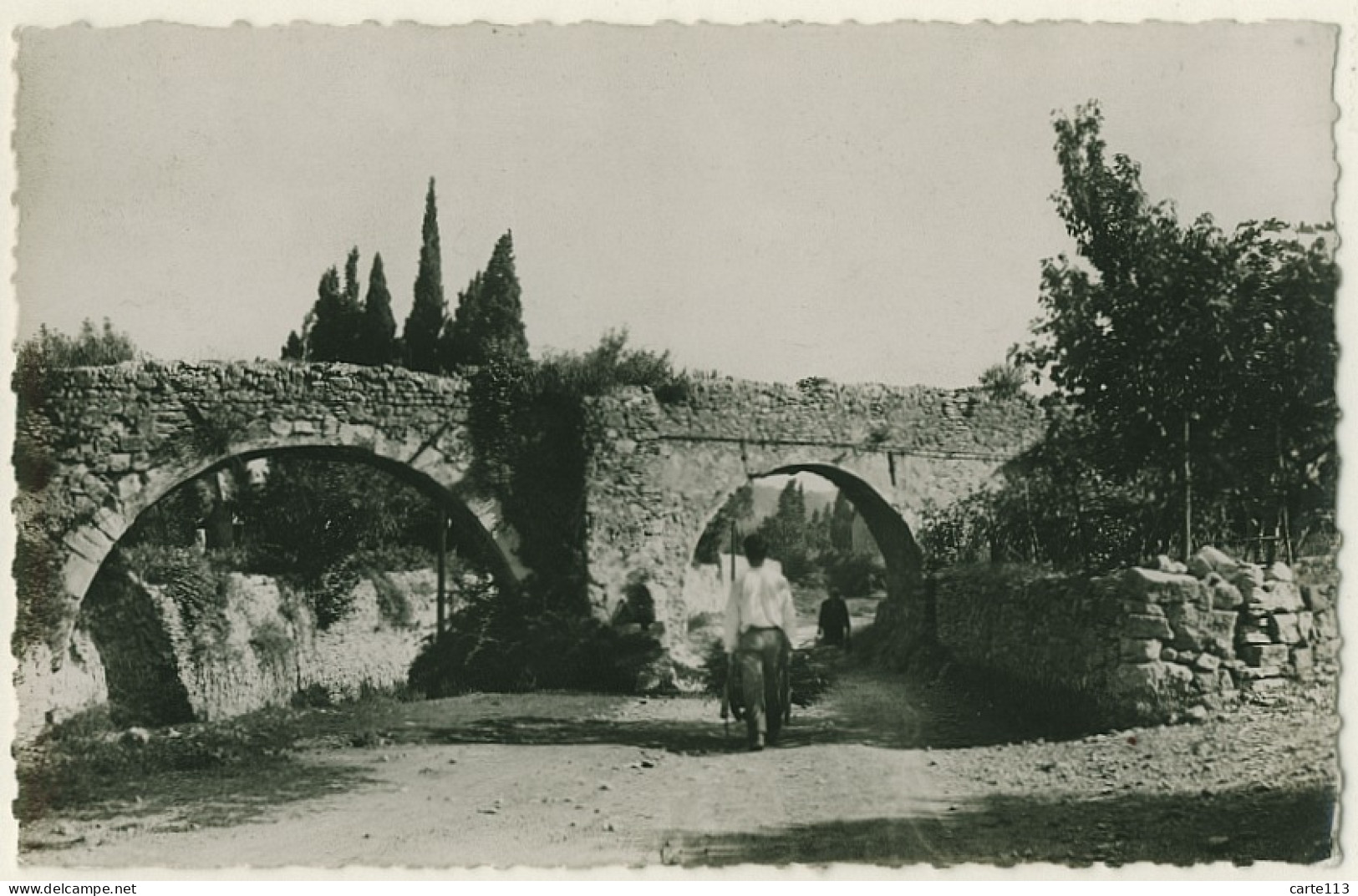 83 - B16235CPSM - CUERS - Les Cinq Ponts - Route De Valeros - Très Bon état - VAR - Comps-sur-Artuby