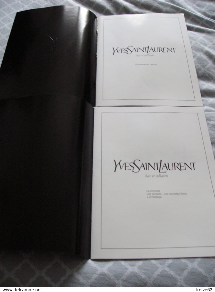 2 Grands Livrets YVES SAINT LAURENT 1993 1994 Bas Et Collants Concept Modèles ++ - Mode