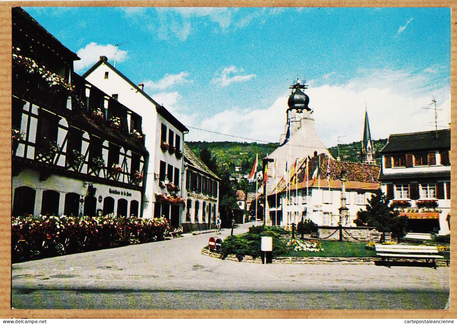 05333B / ⭐ ◉ Etat Parfait -  MUTZIG Bas-Rhin Place Centrale Du Marché ( De La Victoire ) 1980s PIERRON - Mutzig