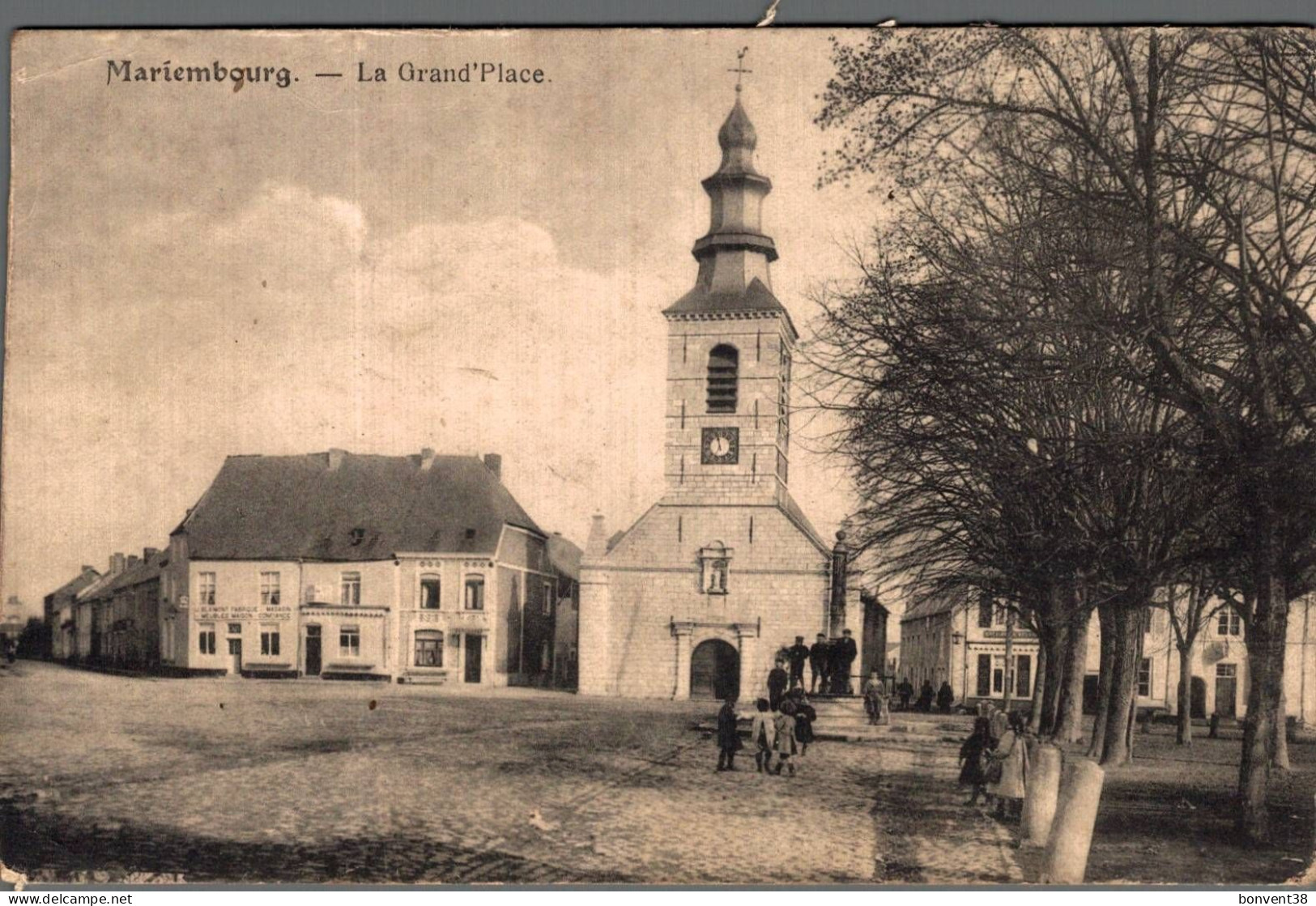 K2202 - BELGIQUE - MATIEMBOURG - La Grand-Place - Couvin