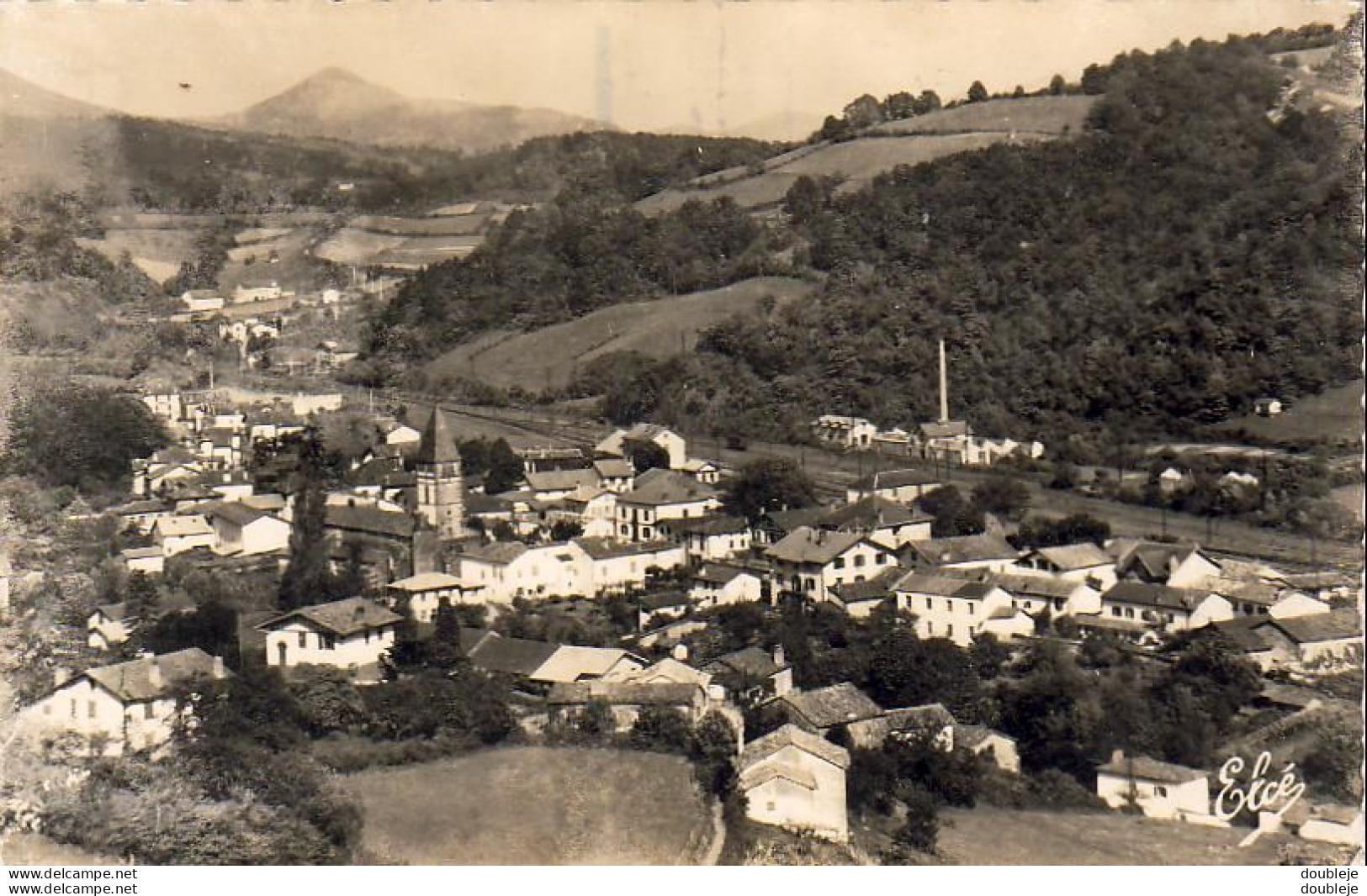 D64  SAINT-ETIENNE-DE-BAIGORRY  Vue Générale  ..... - Saint Etienne De Baigorry