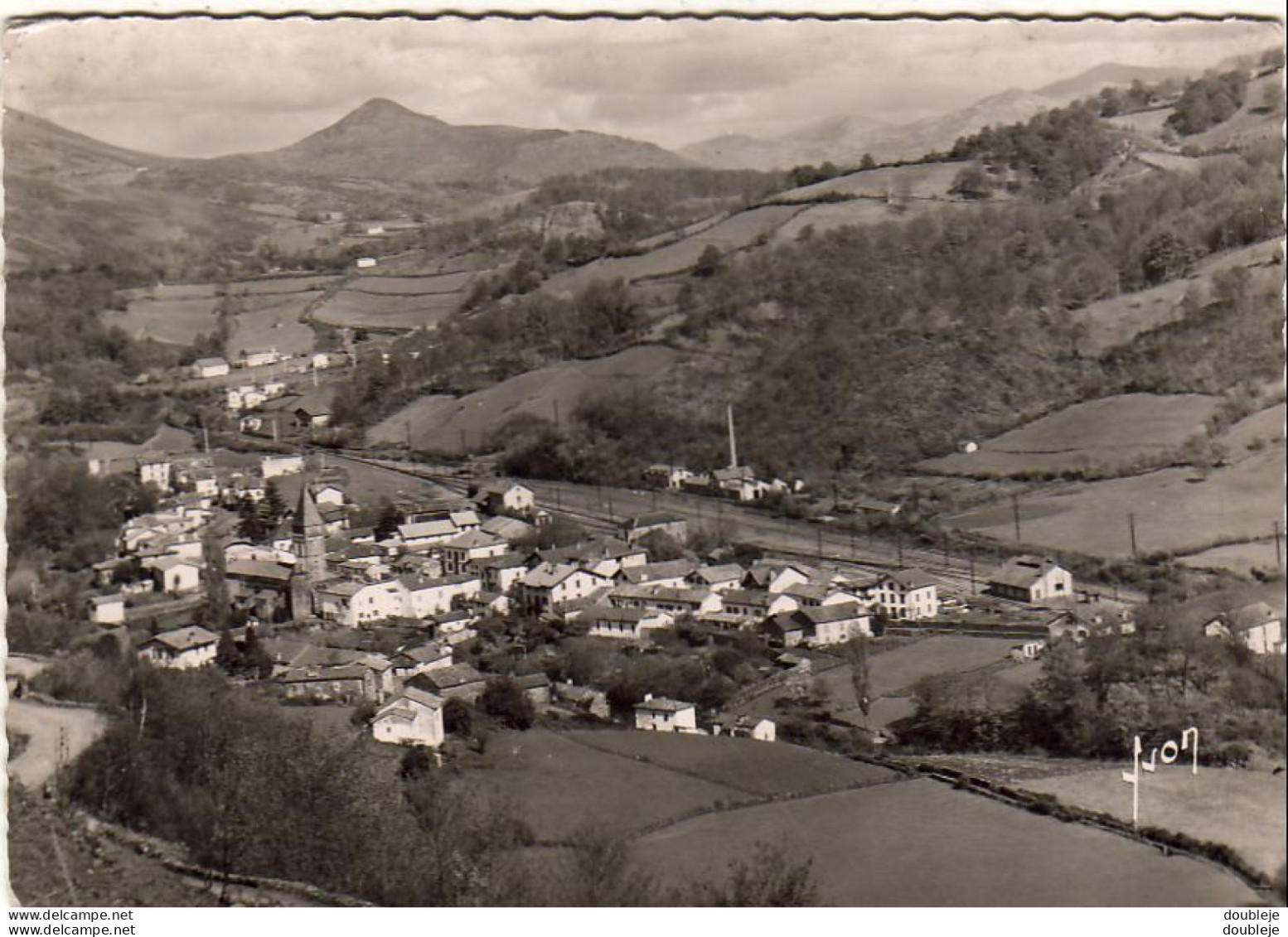 D64  SAINT-ETIENNE-DE-BAIGORRY  Vue Générale  ..... - Saint Etienne De Baigorry