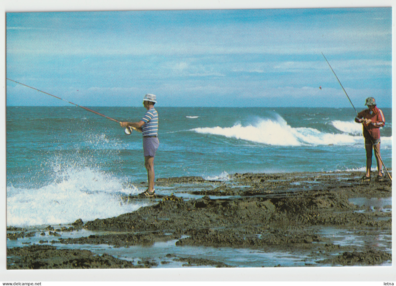 Australia VICTORIA VIC Rock Fishing Rose Series No.1466 Postcard C1970s - Andere & Zonder Classificatie