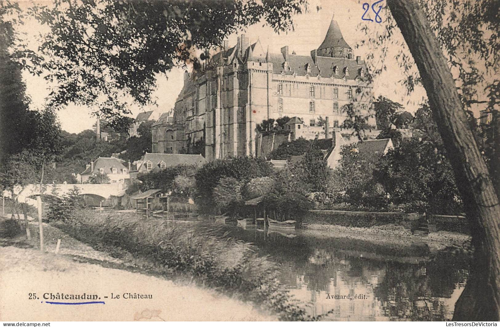 FRANCE - Châteaudun - Vue Générale - Le Château - Des Maisons Autour - Carte Postale Ancienne - Chateaudun