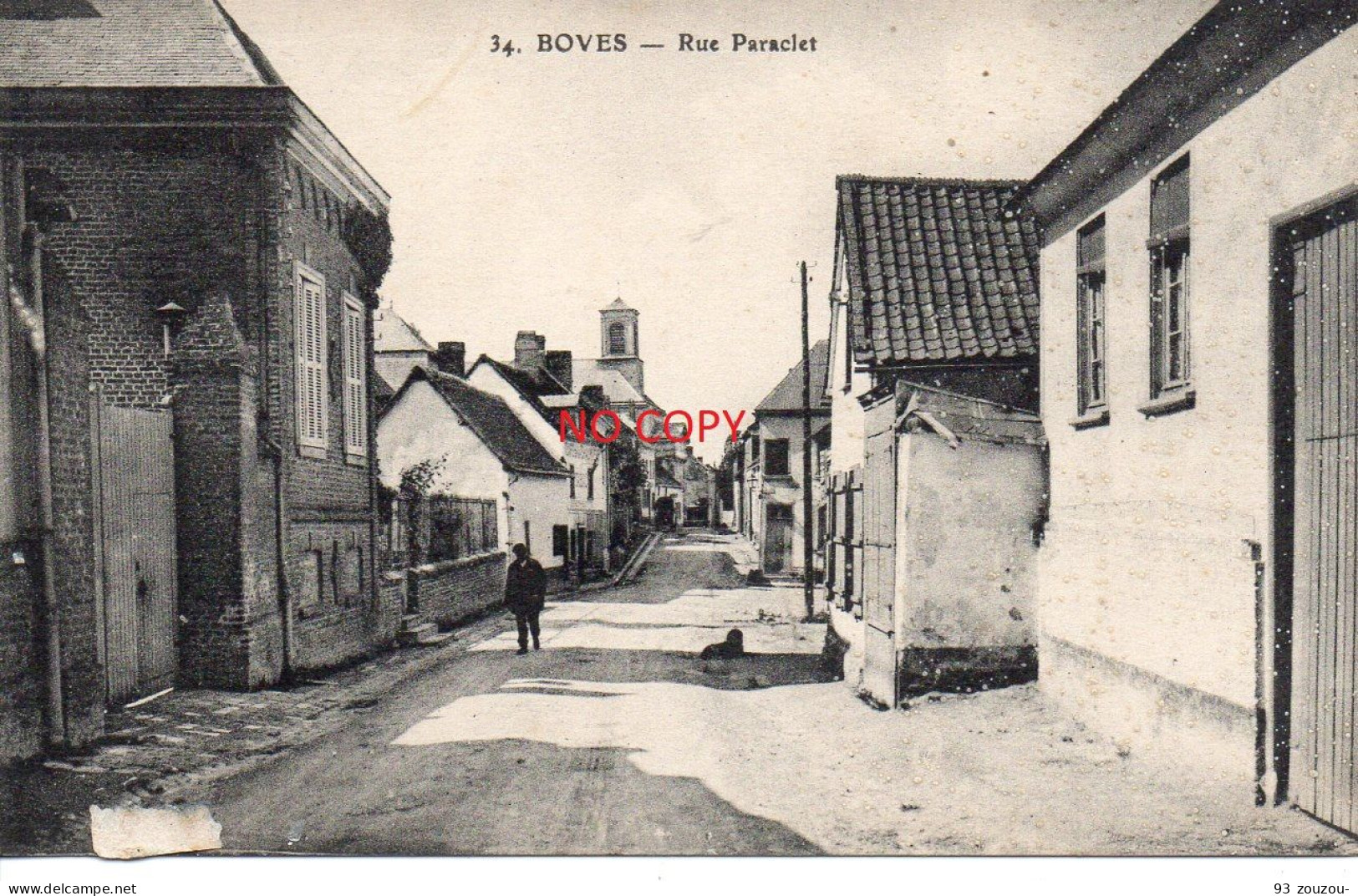 80 - BOVES - Rue Paraclet Animée .Carte Vierge Et Impeccable. - Boves