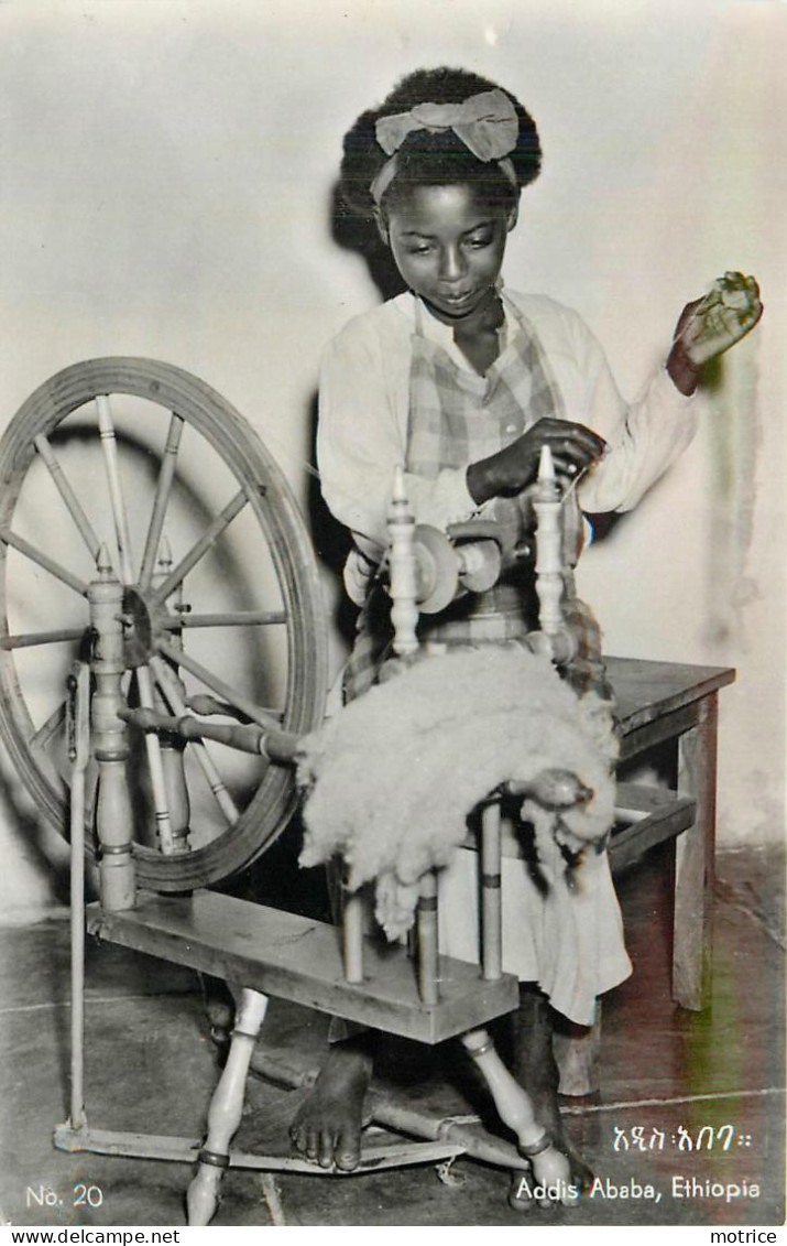 ADDIS ABABA - Jeune Fille Au Rouet. - Ethiopie