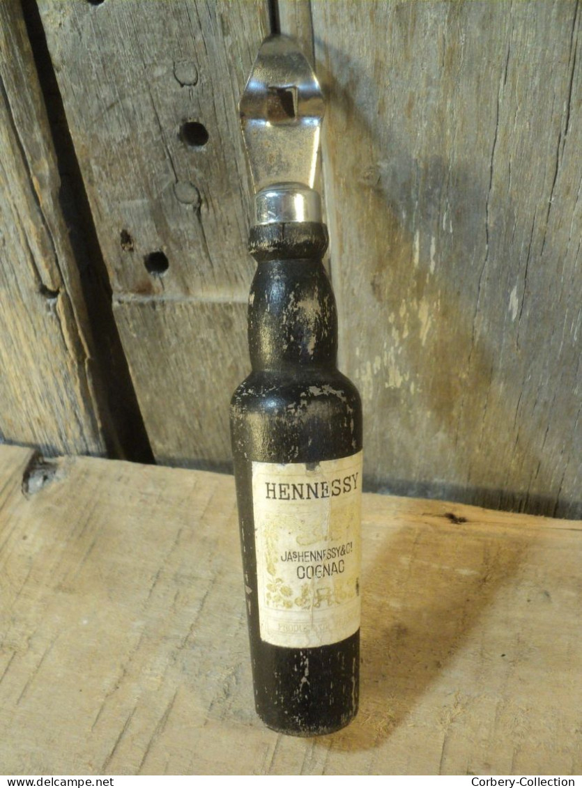 Ancien Décapsuleur Publicitaire Cognac Hennessy - Alcools