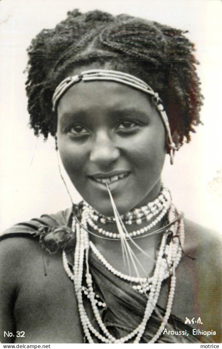 AROUSSI Ethiopia, Portrait Jeune Femme. - Etiopia