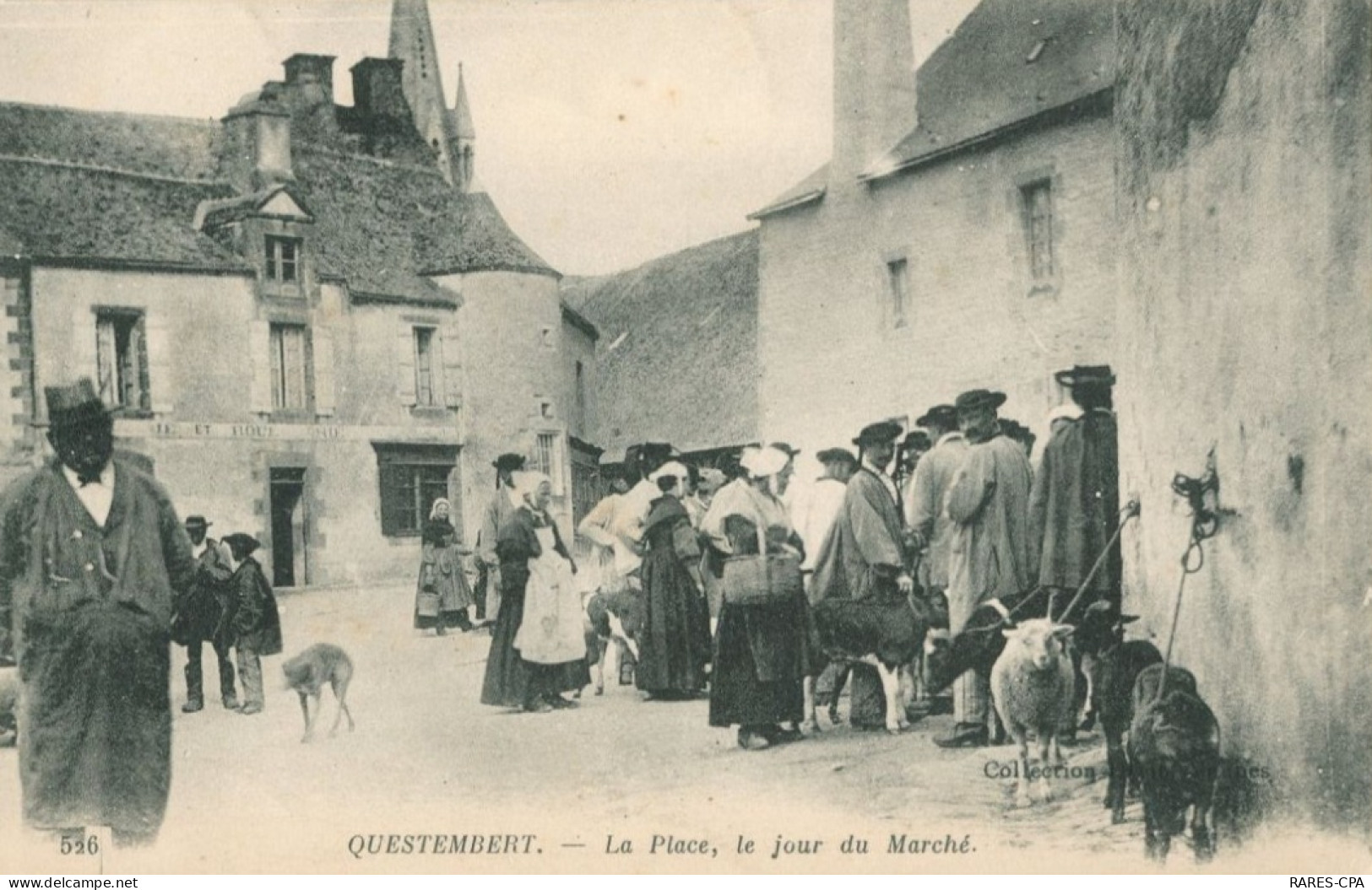 56 QUESTEMBERT - La Place , Le Jour Du Marché / TTB - Questembert