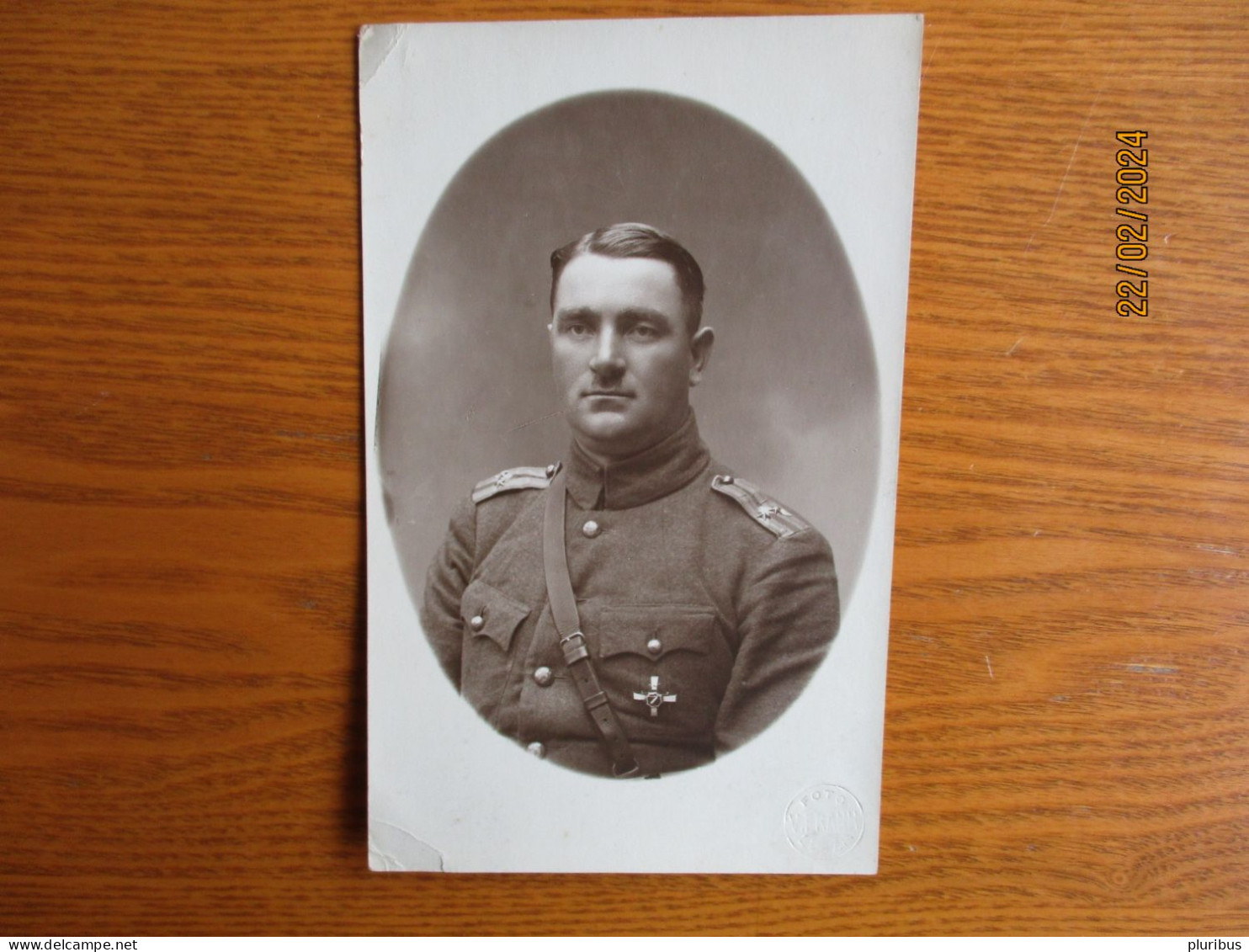 1927 LATVIA OFFICER BURKEVIC With 1st Latvian Riflemen Regiment (Troicka) BADGE , PHOTO LUDZA , 5-3 - Lettland