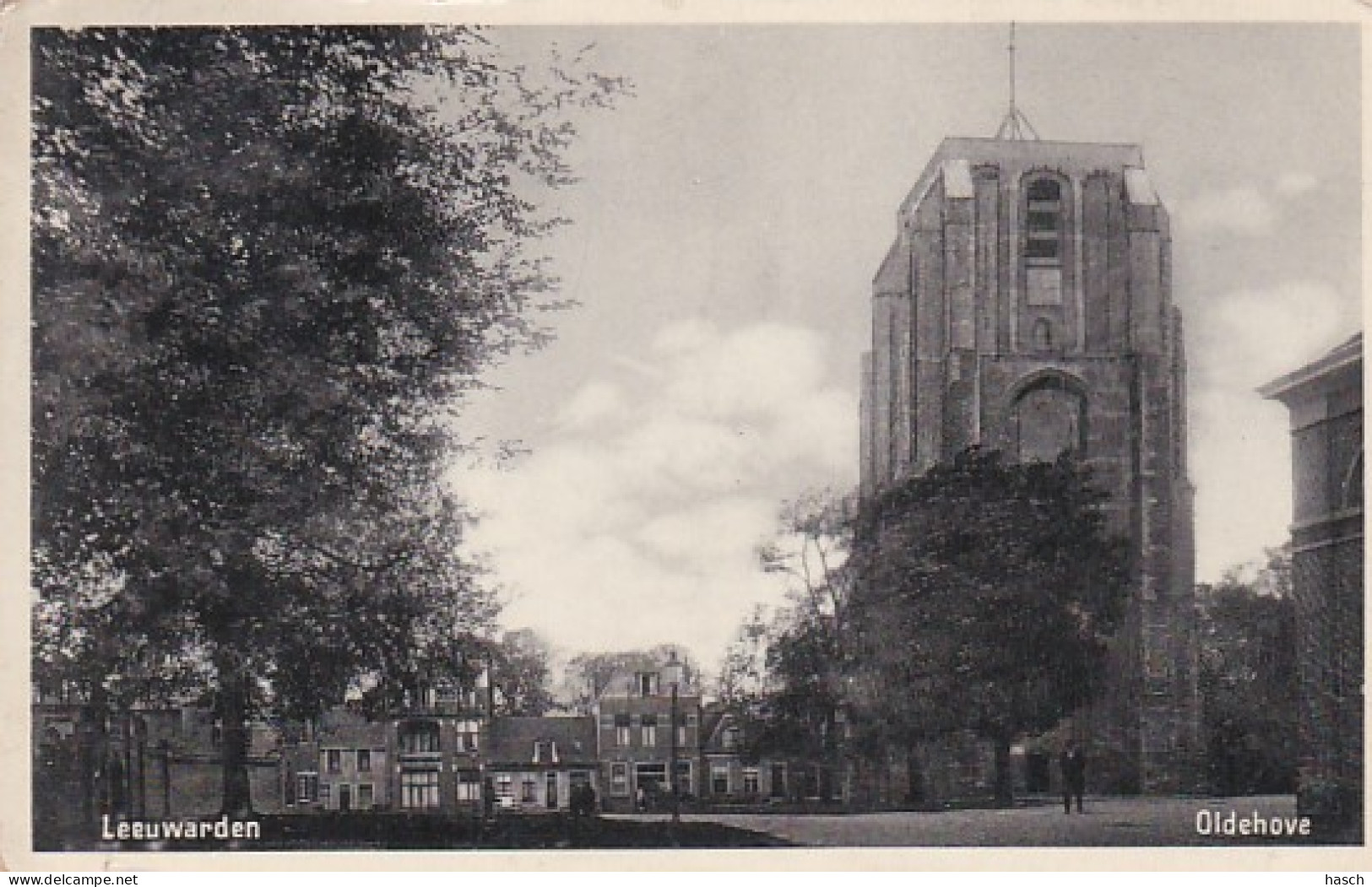 2604145Leeuwarden, Oldehove. (linksonder Een Minuscuul Scheurtje, Zie Hoeken) - Leeuwarden