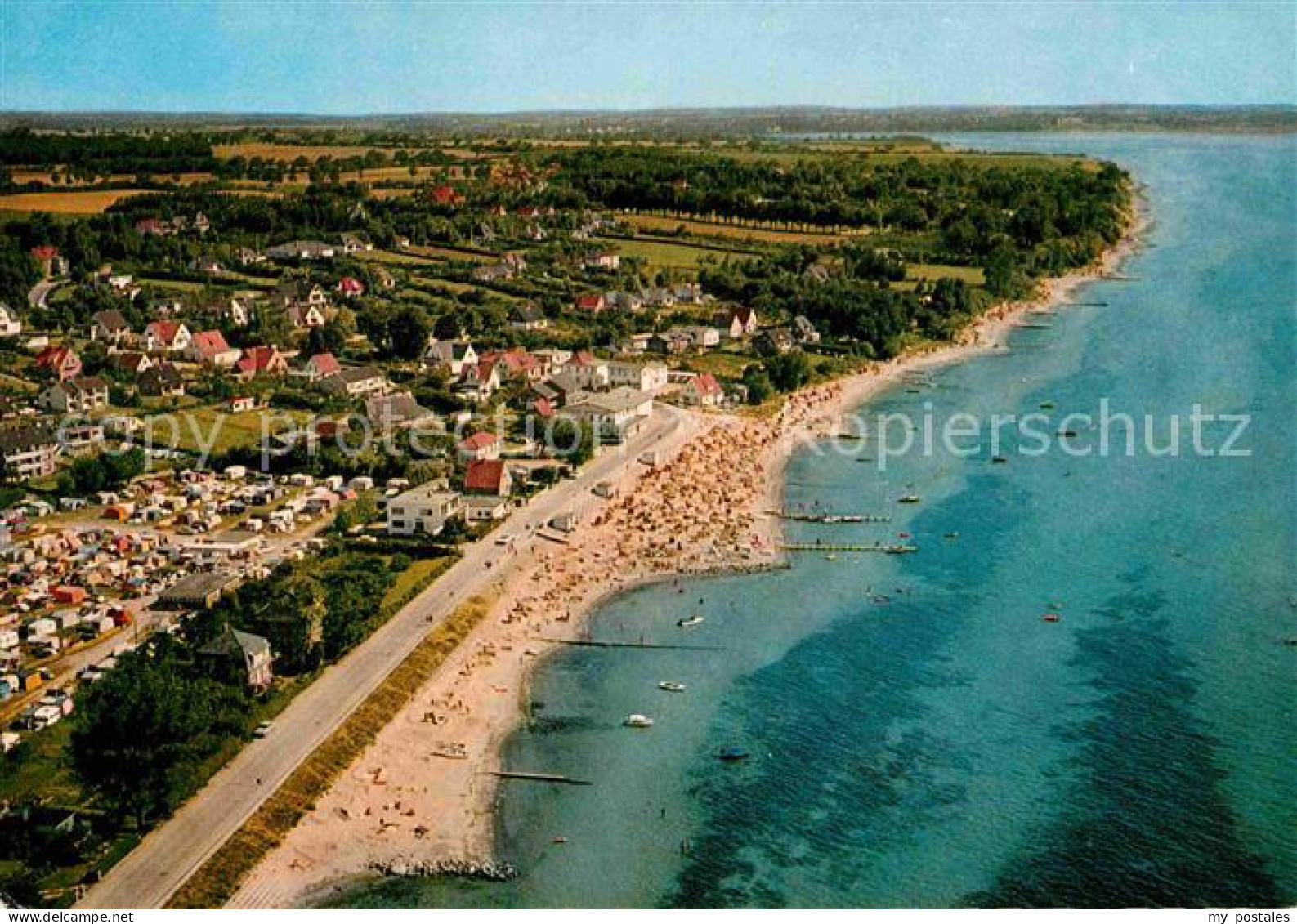 72847068 Sierksdorf Fliegeraufnahme Strand Sierksdorf - Sierksdorf