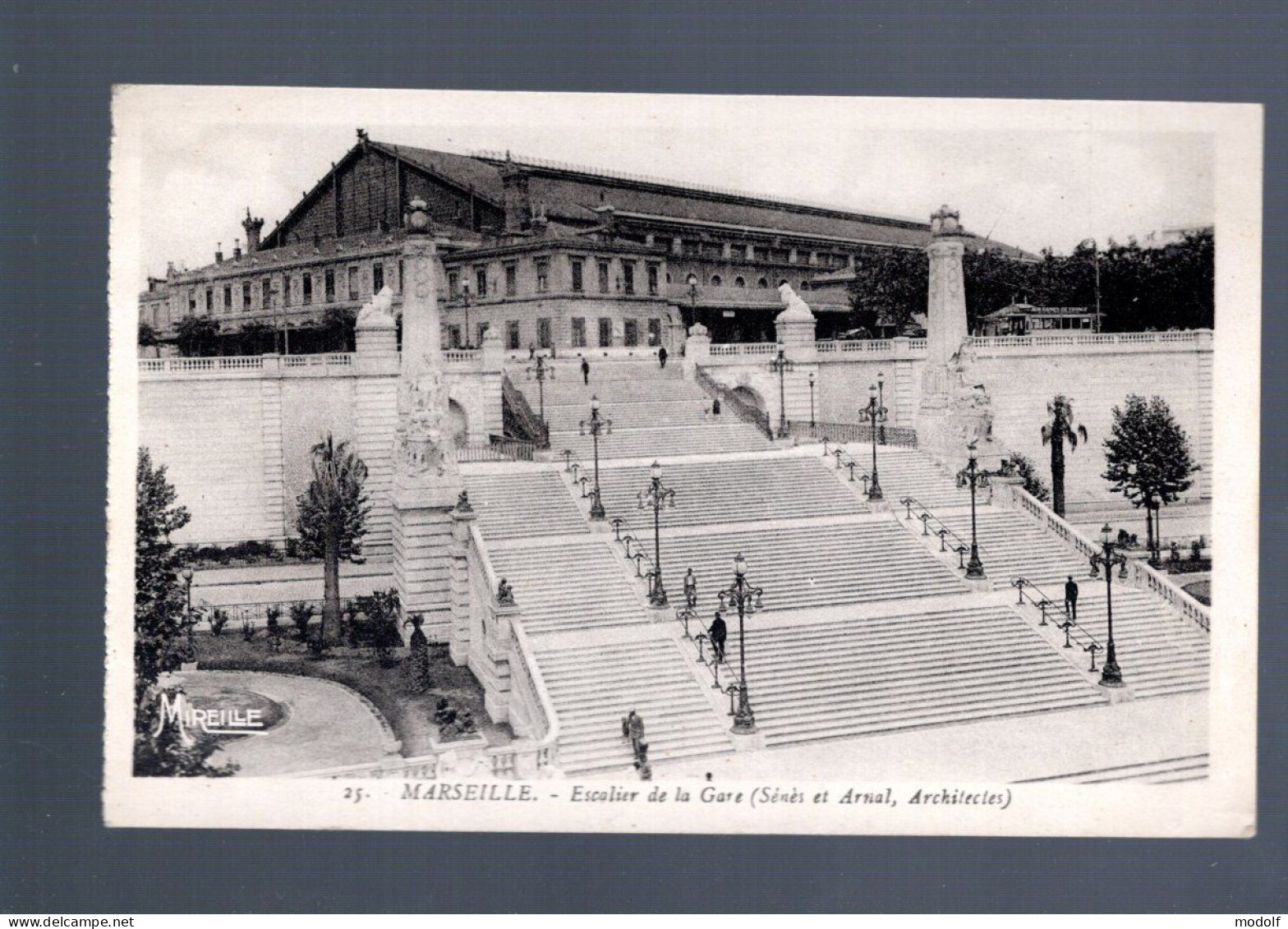 CPA - 13 - Marseille - Escalier De La Gare - Circulée - Stazione, Belle De Mai, Plombières