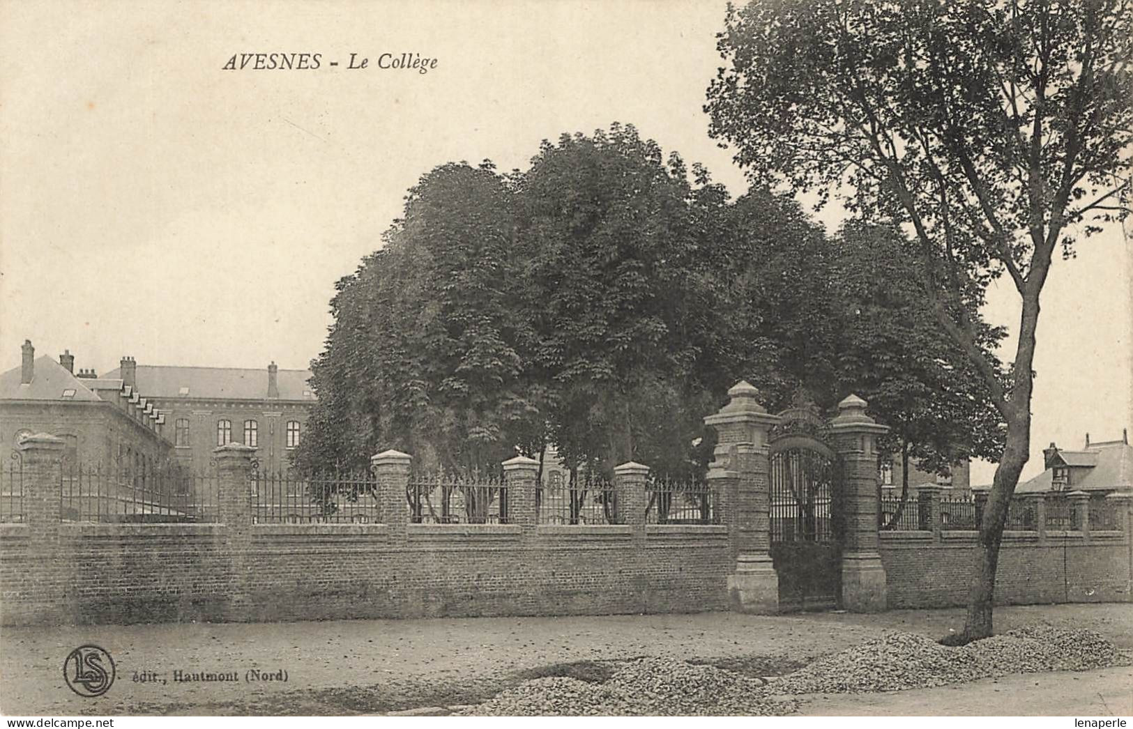 D4008 AVESNES  Le Collège - Avesnes Sur Helpe