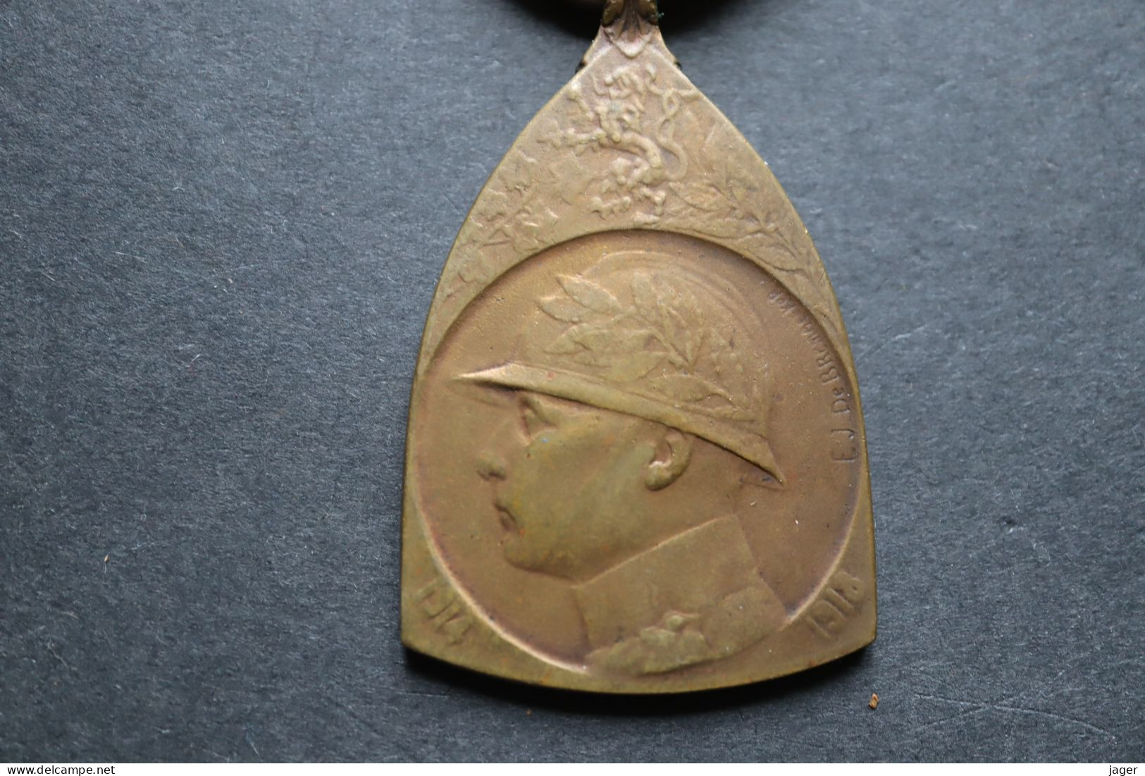 Ordre Médaille BELGIQUE WWI  1914 1918 4 Barrettes De Présence Au Front, Couronne De Volontaire Et Croix Rouge  Blessure - Belgio