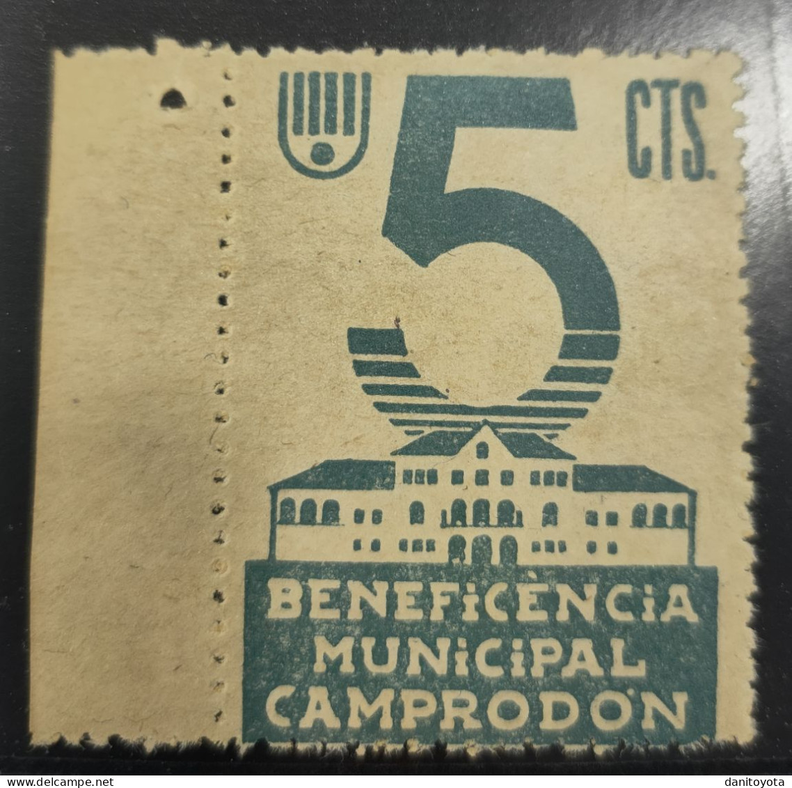 CAMPRODON ( GERONA). EDIFIL N/C. 5 CTS AZUL BENEFICENCIA MUNICIPAL. - Spanish Civil War Labels