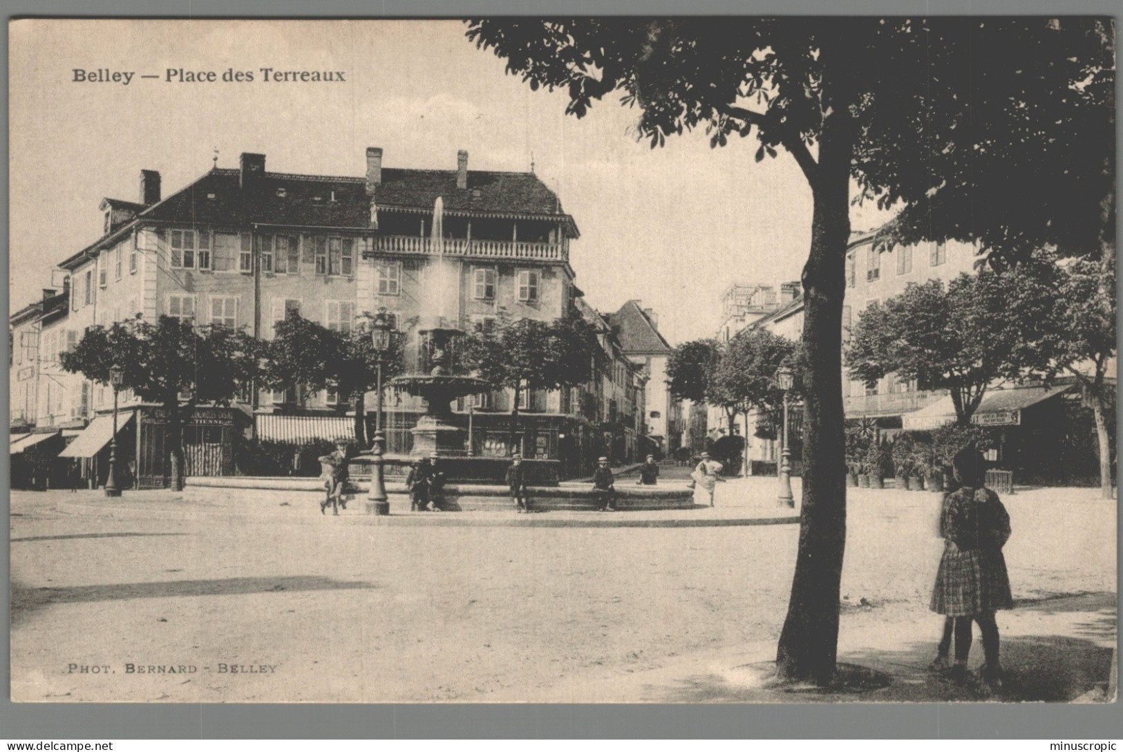 CPA 01 - Belley - Place Des Terreaux - Belley