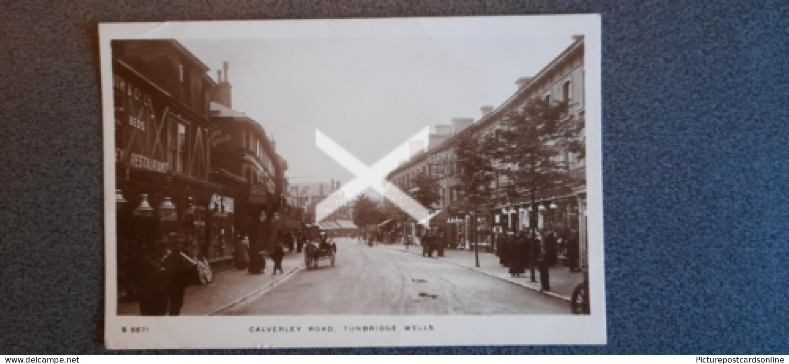 CALVERLEY ROAD TUNBRIDGE WELLS OLD RP POSTCARD KENT - Tunbridge Wells