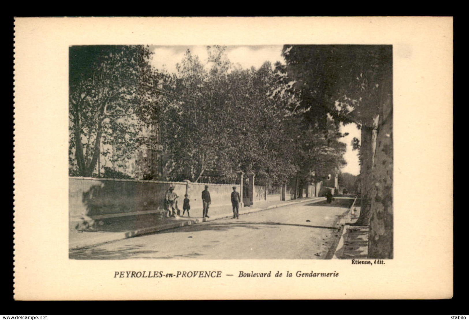 13 - PEYROLLES - BOULEVARD DE LA GENDARMERIE - Peyrolles