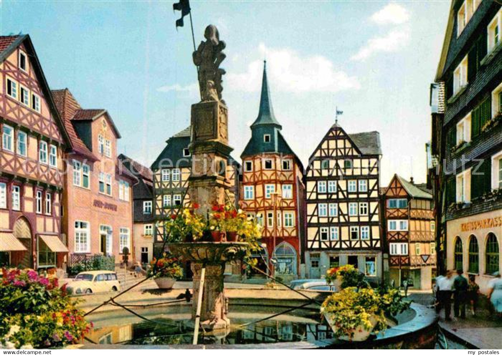 72889808 Fritzlar Marktplatz Rolandsbrunnen Fachwerkhaeuser Fritzlar - Fritzlar