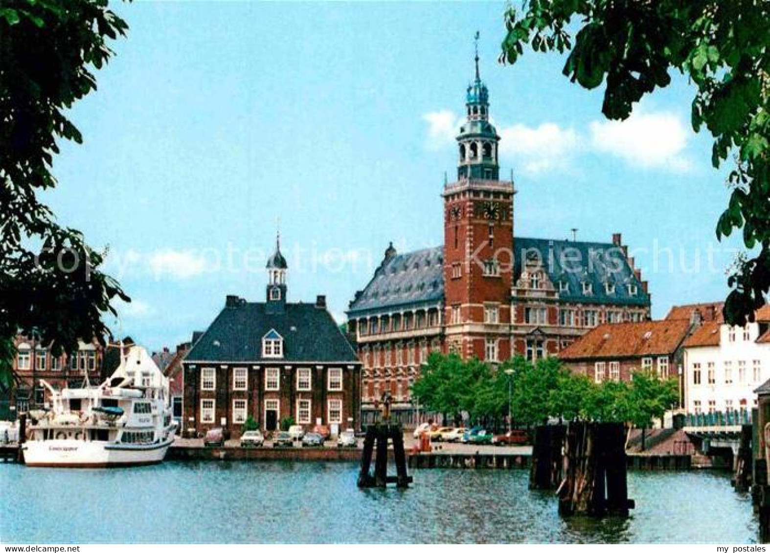 72888396 Leer Ostfriesland Hafen Mit Rathaus Leer (Ostfriesland) - Leer